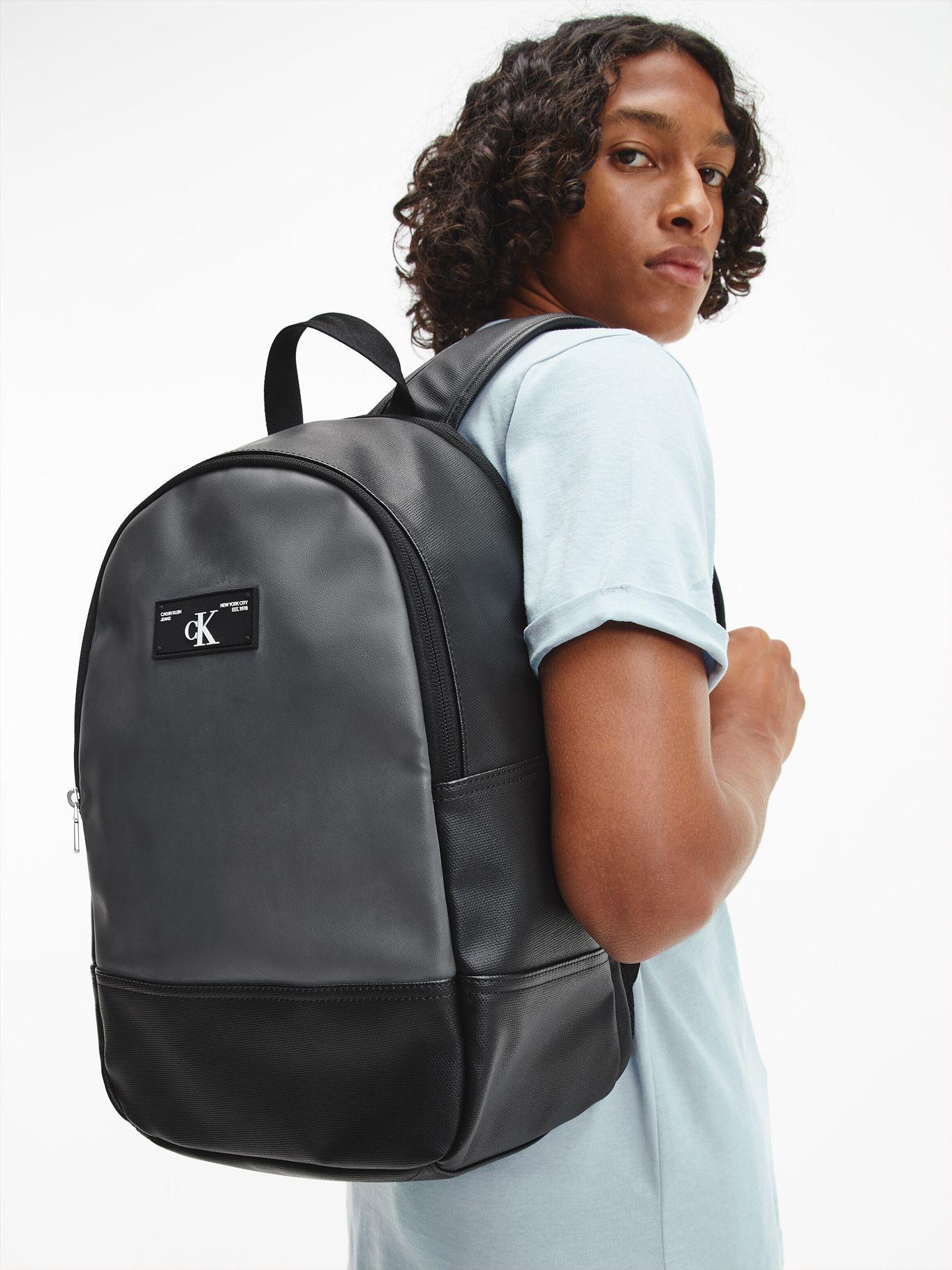 Mochila Mix Media Gris Calvin Klein-4