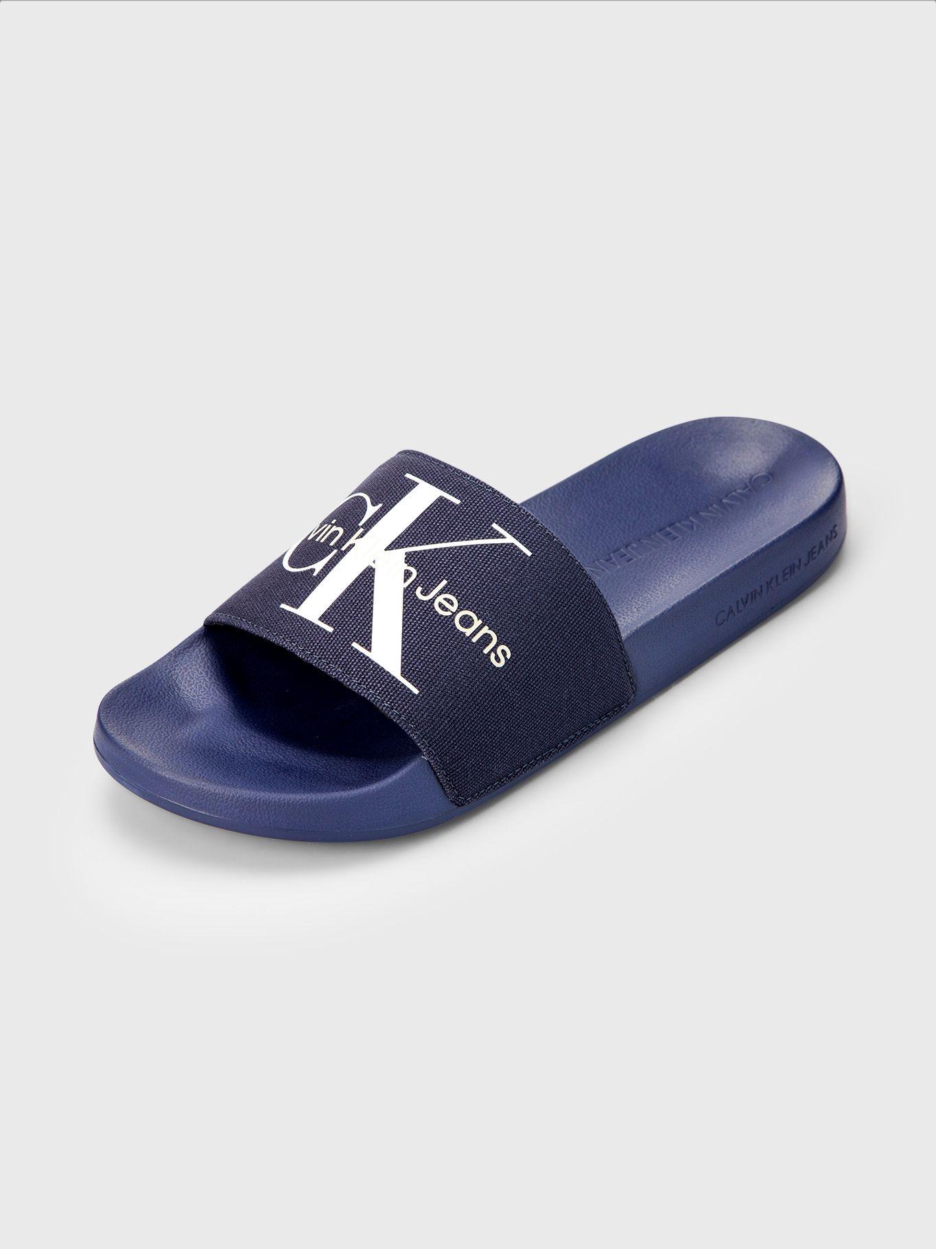 Sandalia Slide Monogram Azul Calvin Klein-1