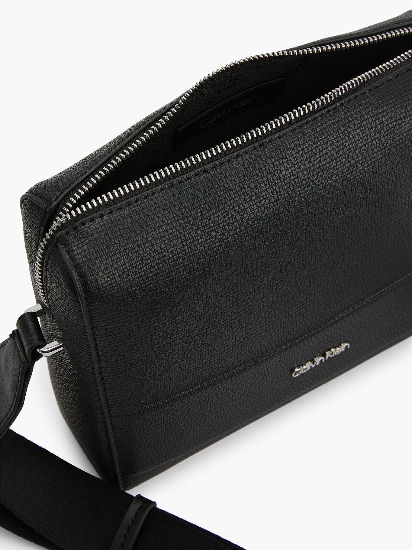 Cartera Minimalism Camera Bag Negro Calvin Klein-2
