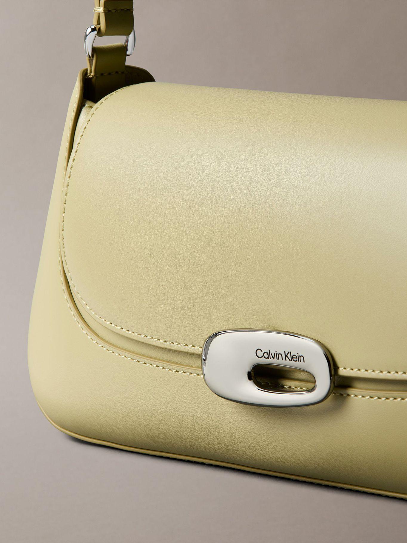 Cartera Con Solapa Superior Verde Calvin Klein-4