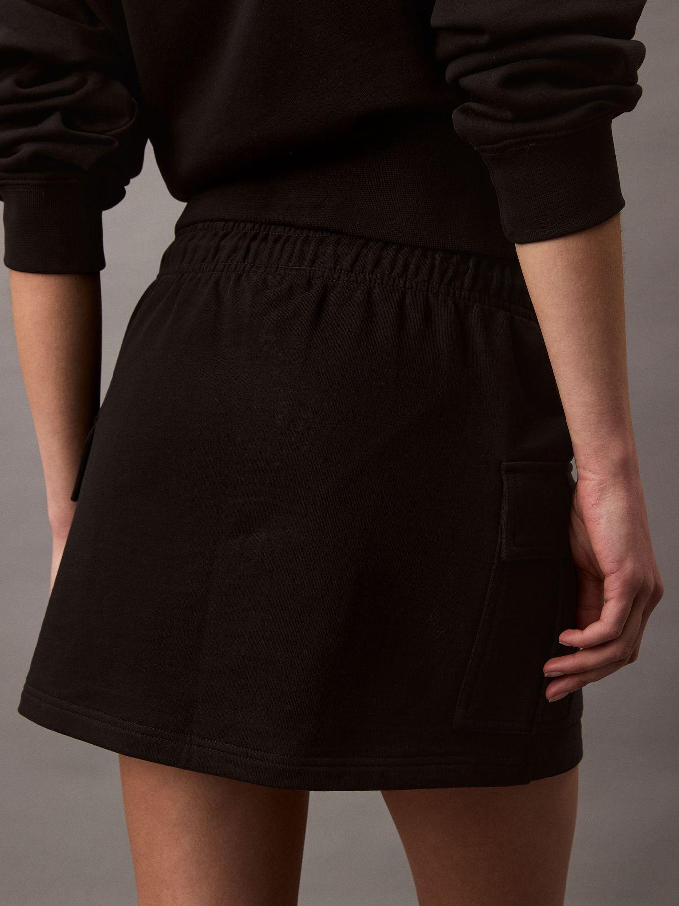 Minifalda Cargo de Felpa de Algodón Negro Calvin Klein-4