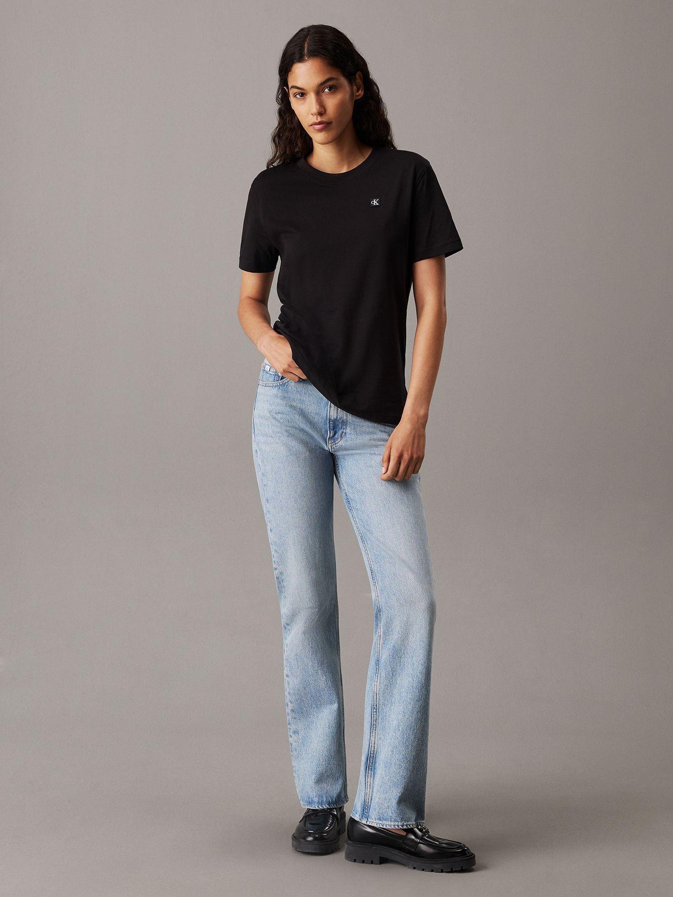 Polera Ck Embro Badge Regular Negro Calvin Klein-1