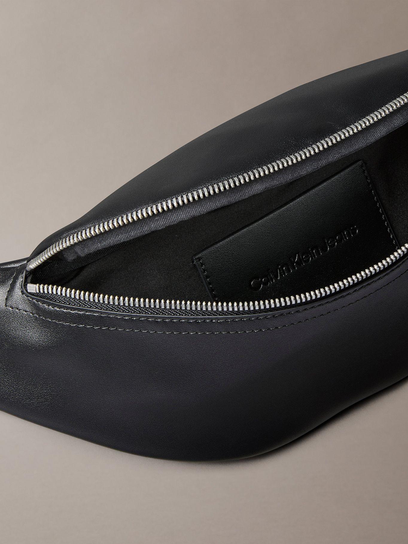 Banano Mono Logo Negro Calvin Klein-2