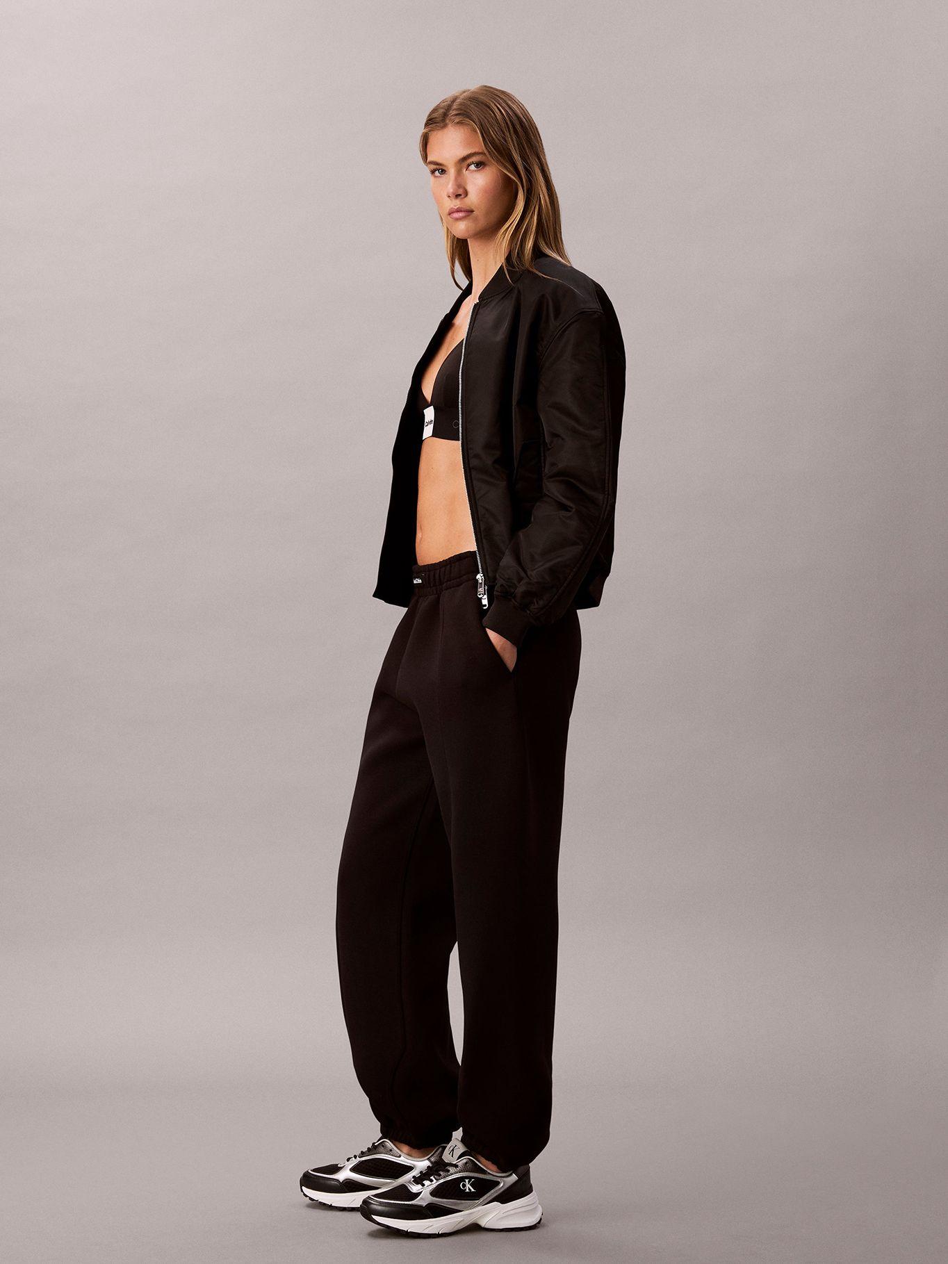 Jogger Scuba Oversized Negro Calvin Klein-3