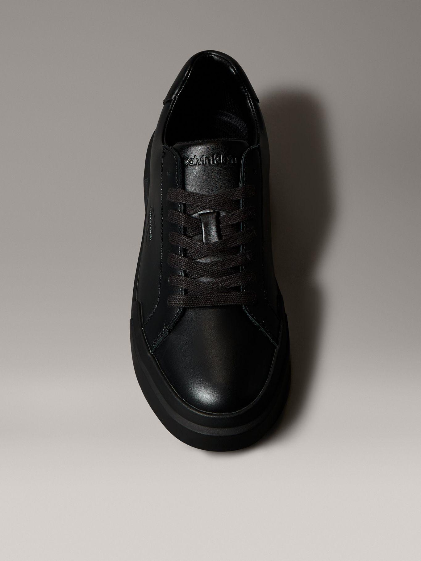 Zapatillas Chunky de Cuero Negro Calvin Klein Mujer-2