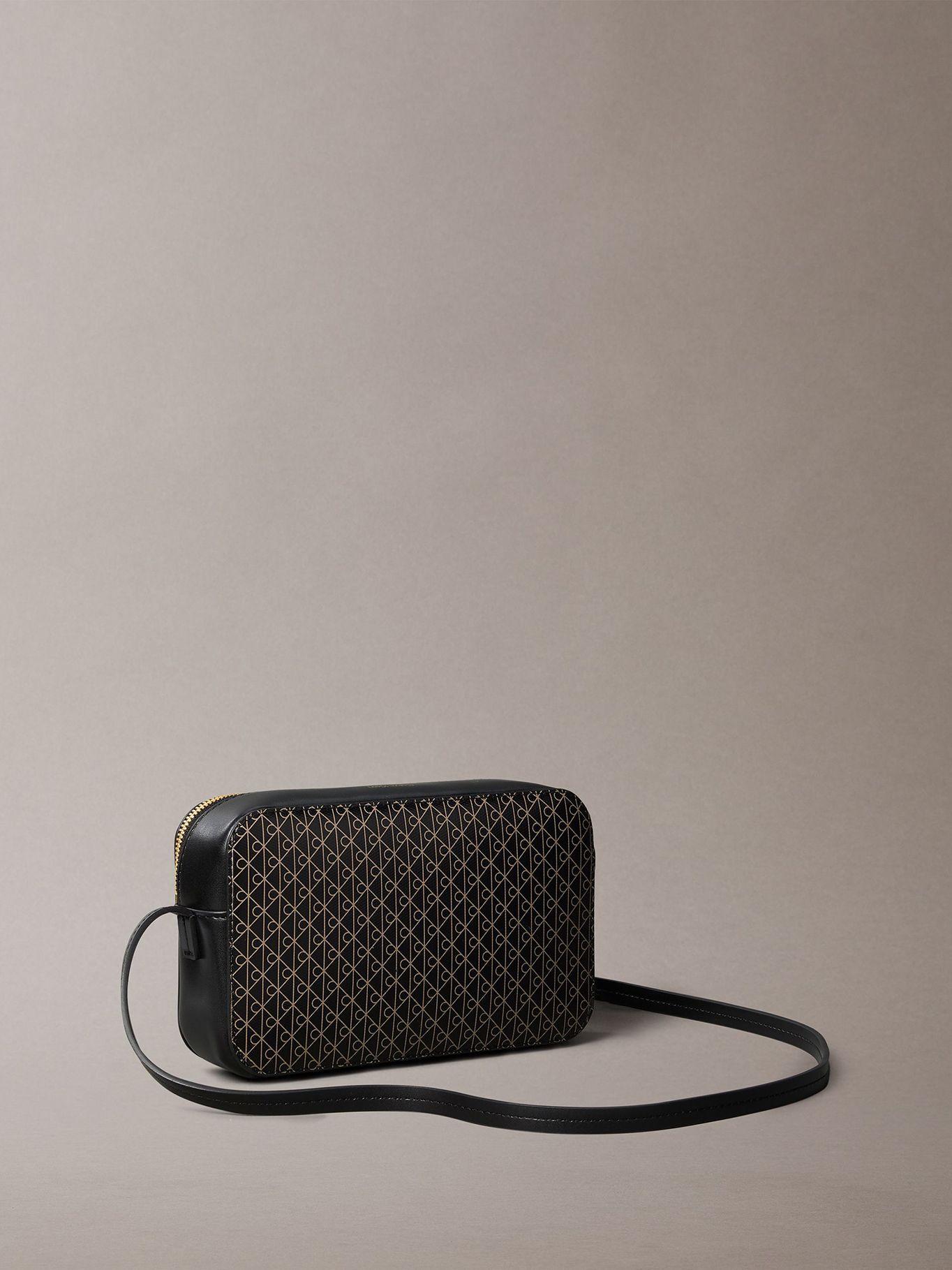 Bandolera Con Estampado De Monograma Negro Calvin Klein-2