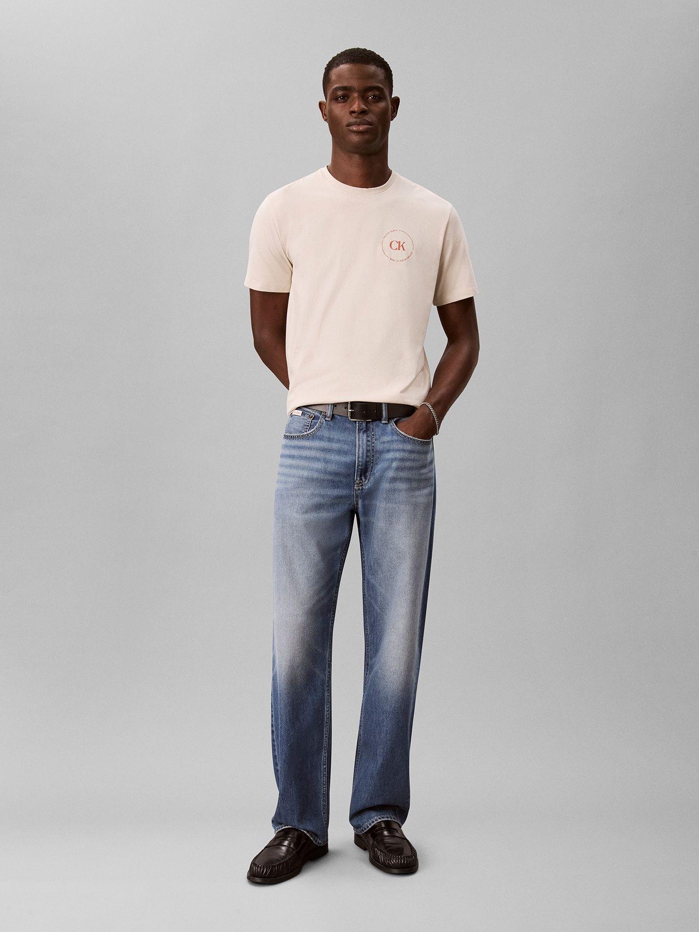 Polera con Logo Gráfico Crema Calvin Klein-1