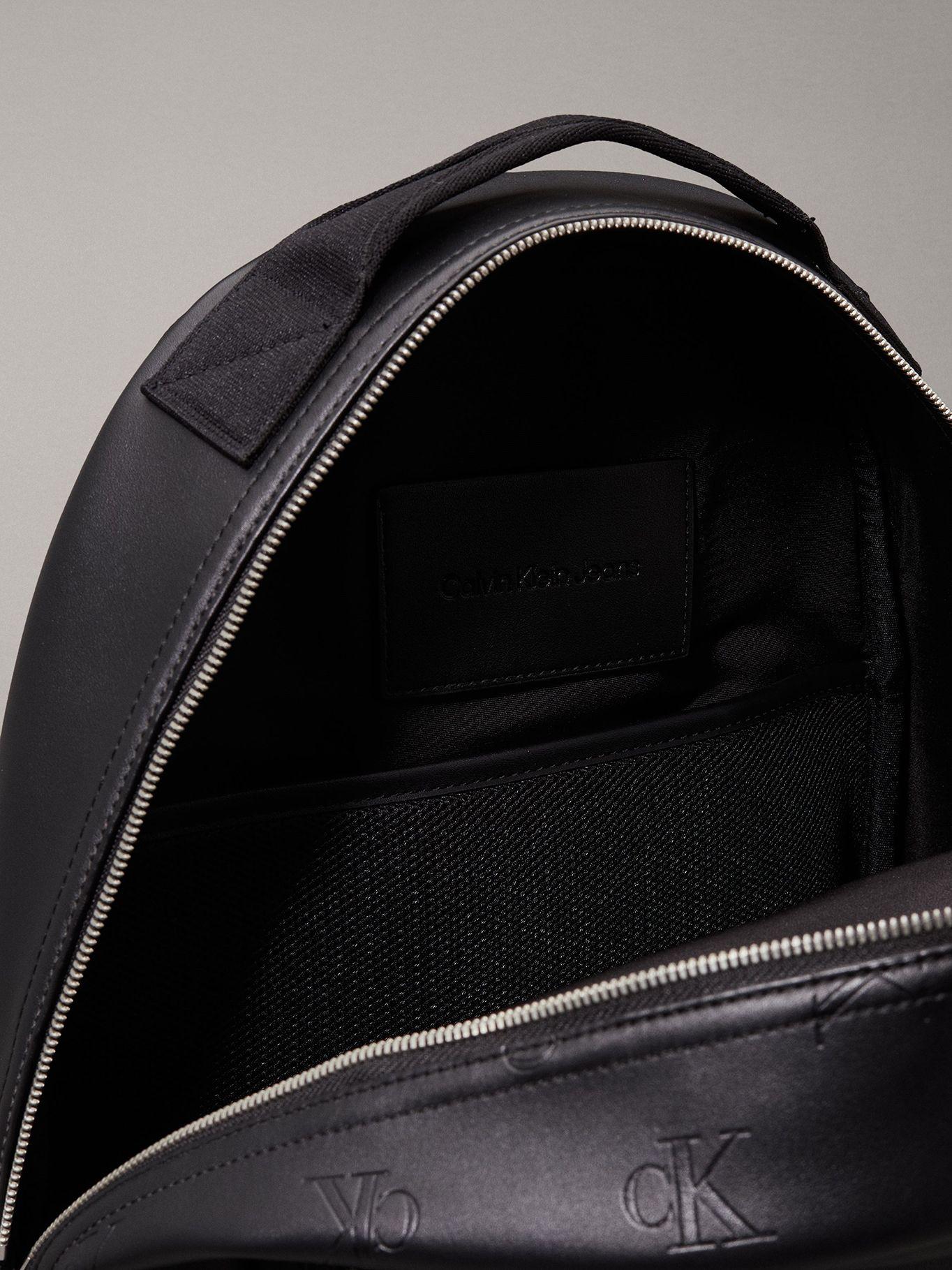 Mochilas Aop Center Negro Calvin Klein-2