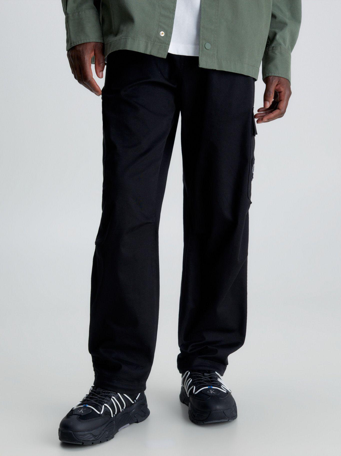 Pantalón Cargo Essential Regular Negro Calvin Klein-0