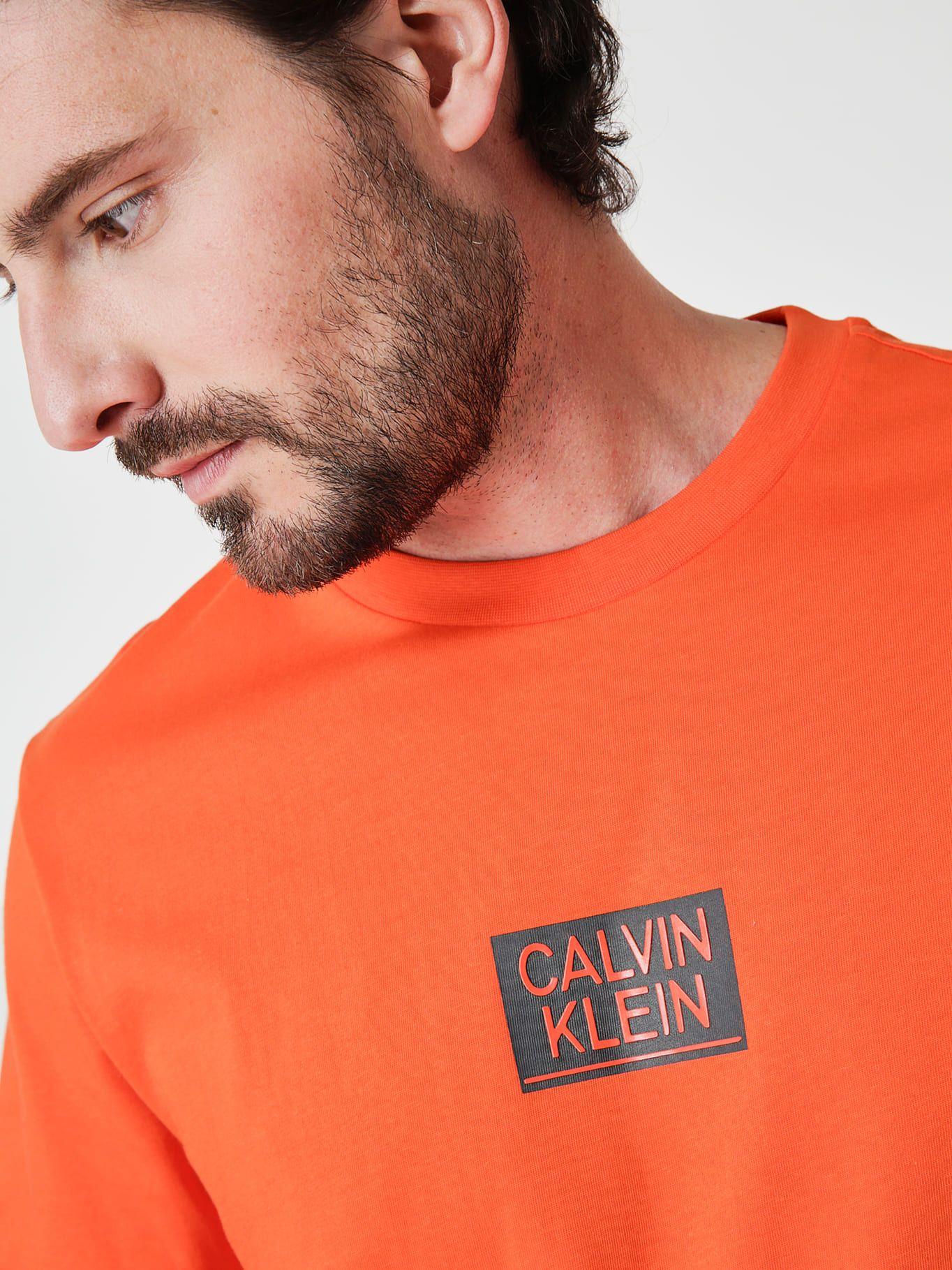 Polera Gloss Stencil Logo  Naranja Calvin Klein-3