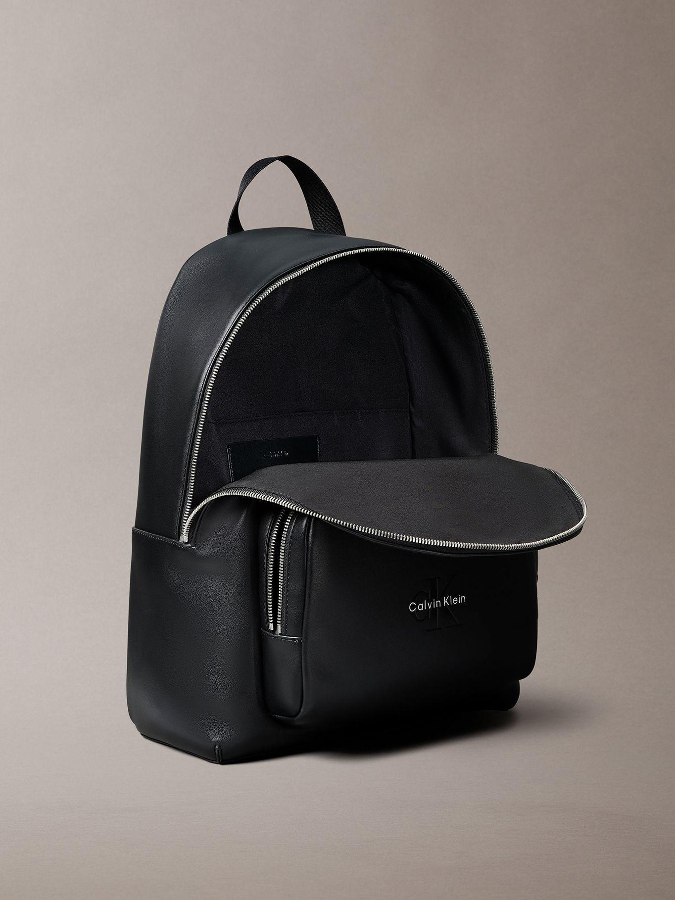 Mochila Sculpted Campus Negro Calvin Klein-2