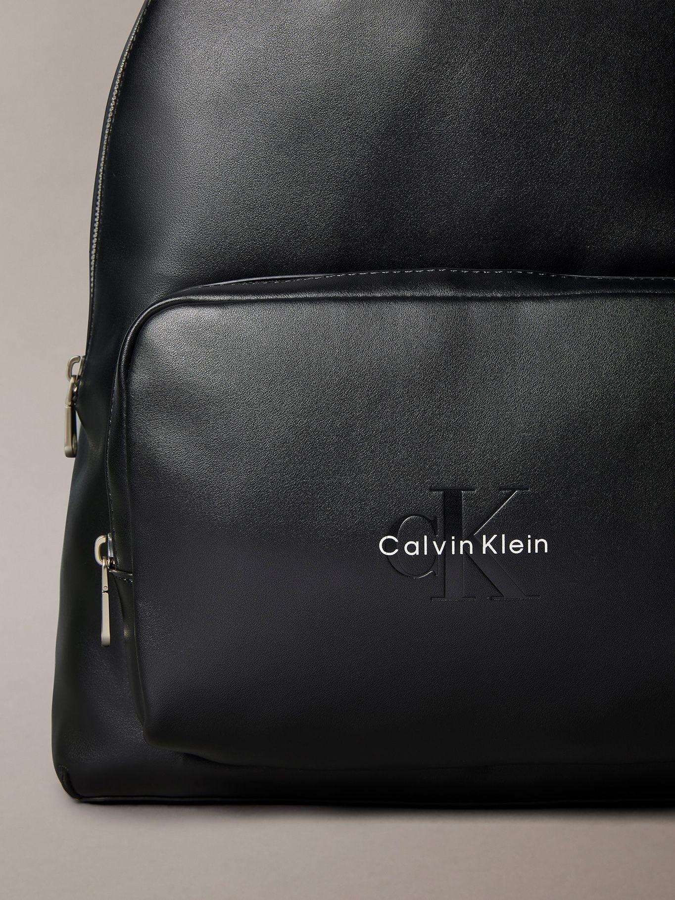 Mochila Sculpted Campus Negro Calvin Klein-3