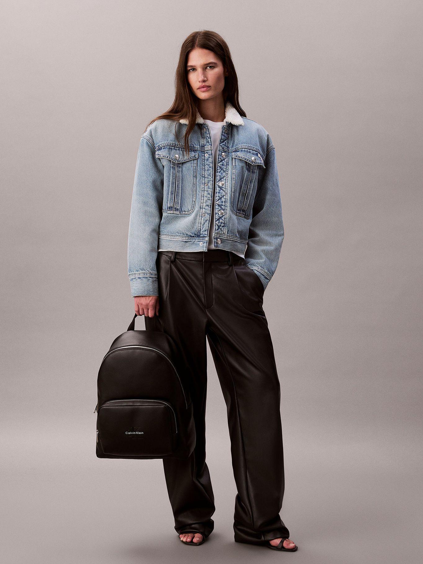 Mochila Sculpted Campus Negro Calvin Klein-4