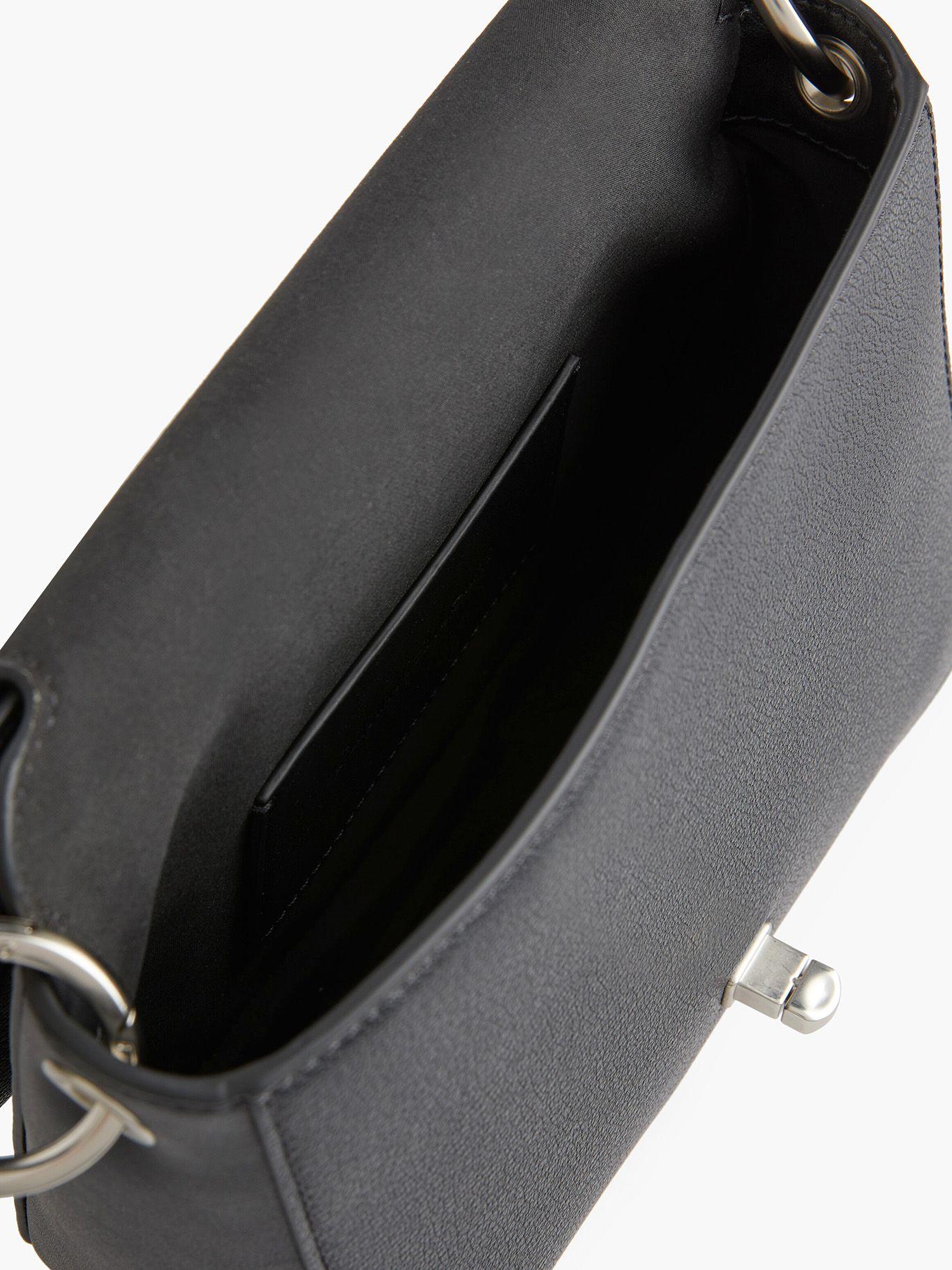 Cartera Minimal Monogram Top Handle Negro Calvin Klein-2