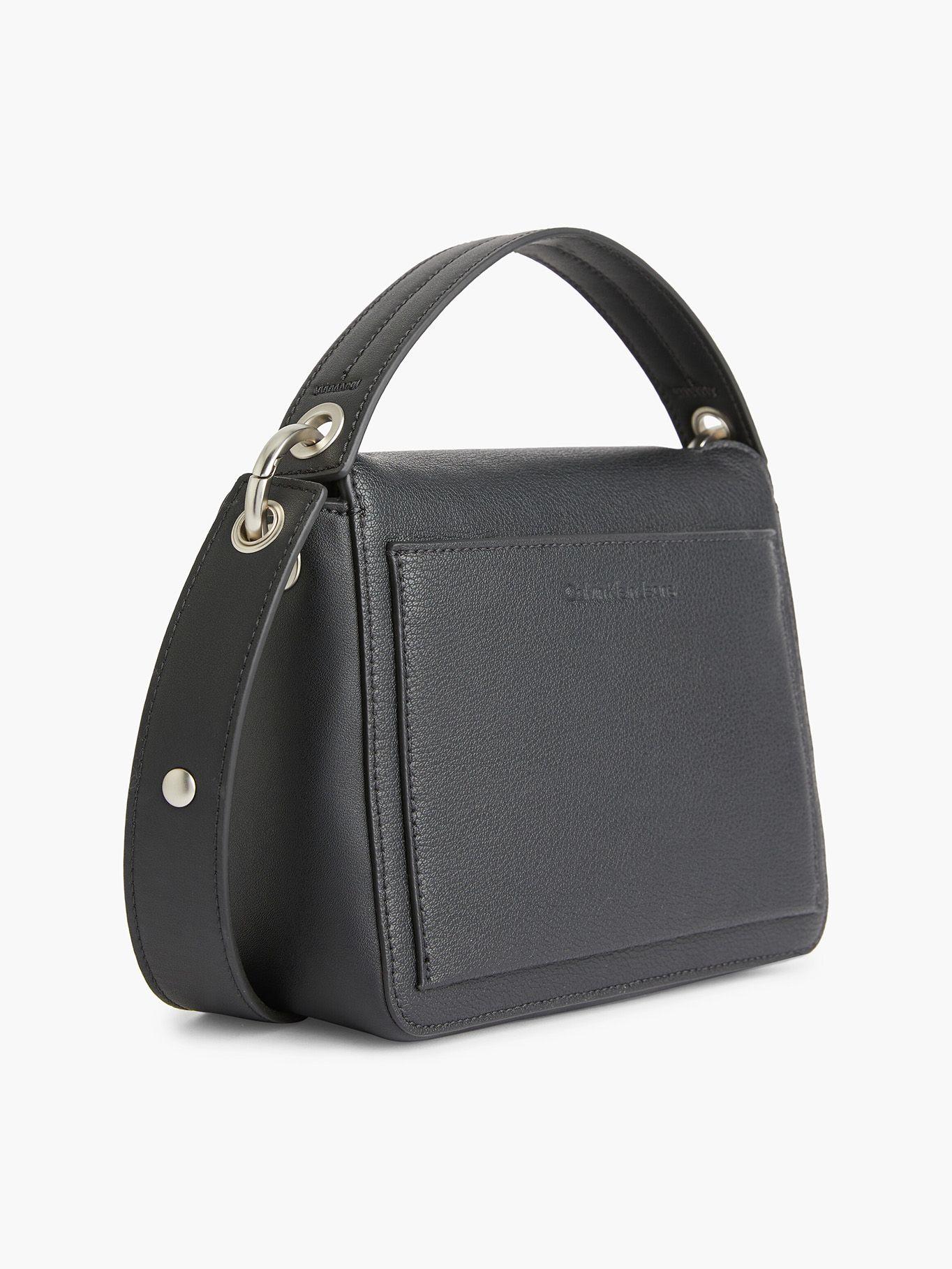 Cartera Minimal Monogram Top Handle Negro Calvin Klein-1