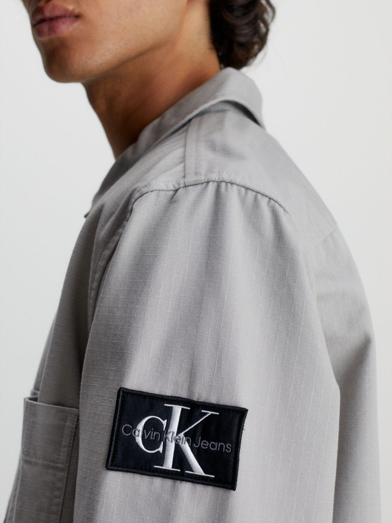 Camisa Essentials Ripstop Gris Calvin Klein-3