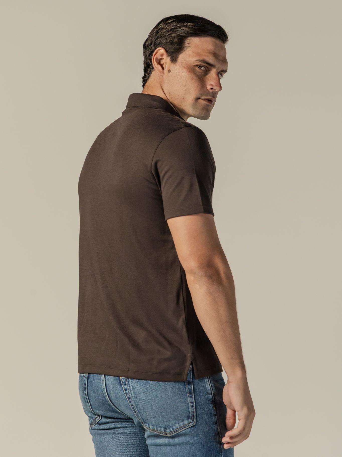 Polo de Algodón Supima Mini Monograma Cafe Calvin Klein-3