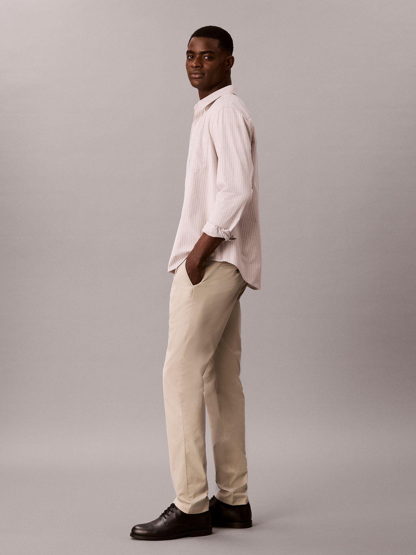 Pantalón Chino Slim de Satén Beige Calvin Klein-3
