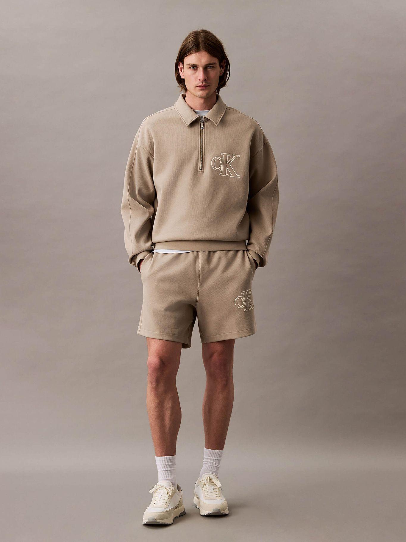 Short Punto Canalé Monograma Bordado Beige Calvin Klein-1