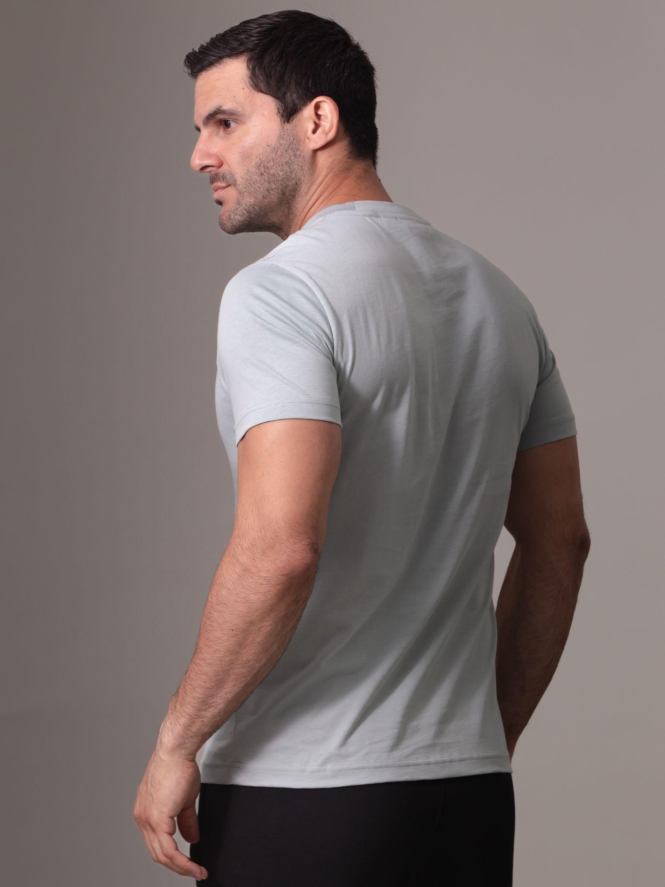 Polera Raised Concrete Celeste Calvin Klein-3