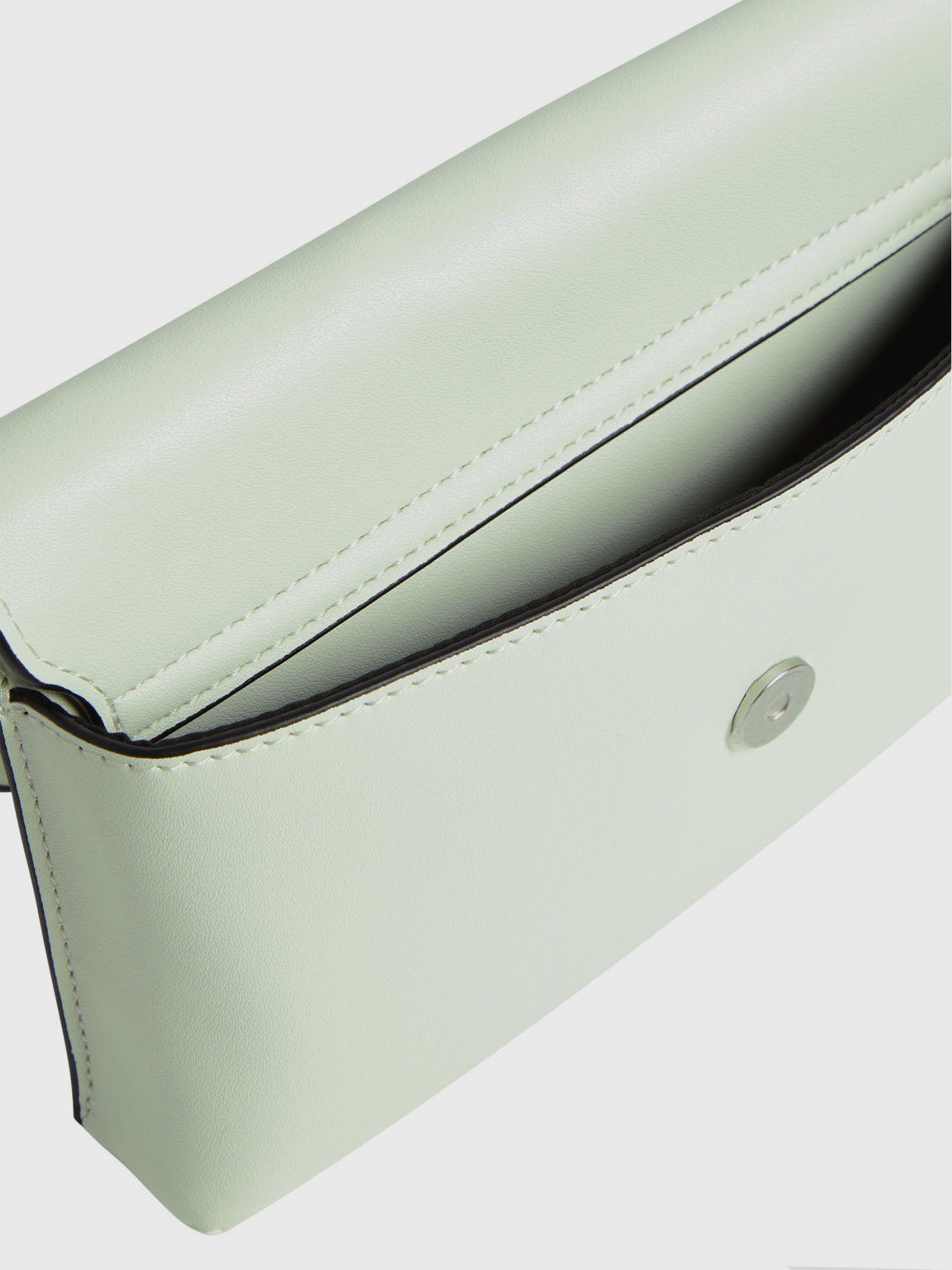 Cartera Xbody Sculpted Verde-2