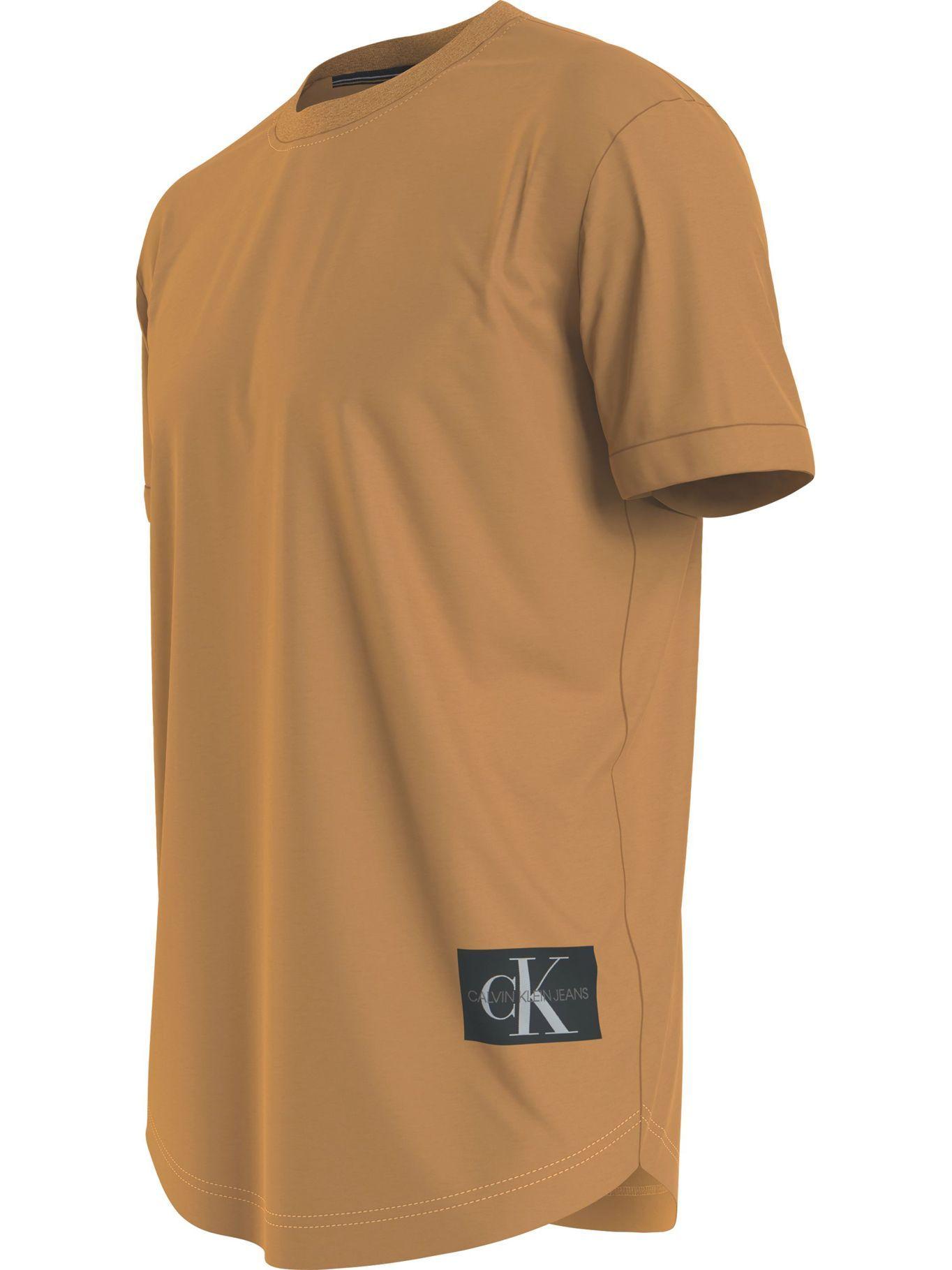 Polera Badge Turn Cafe Calvin Klein-2