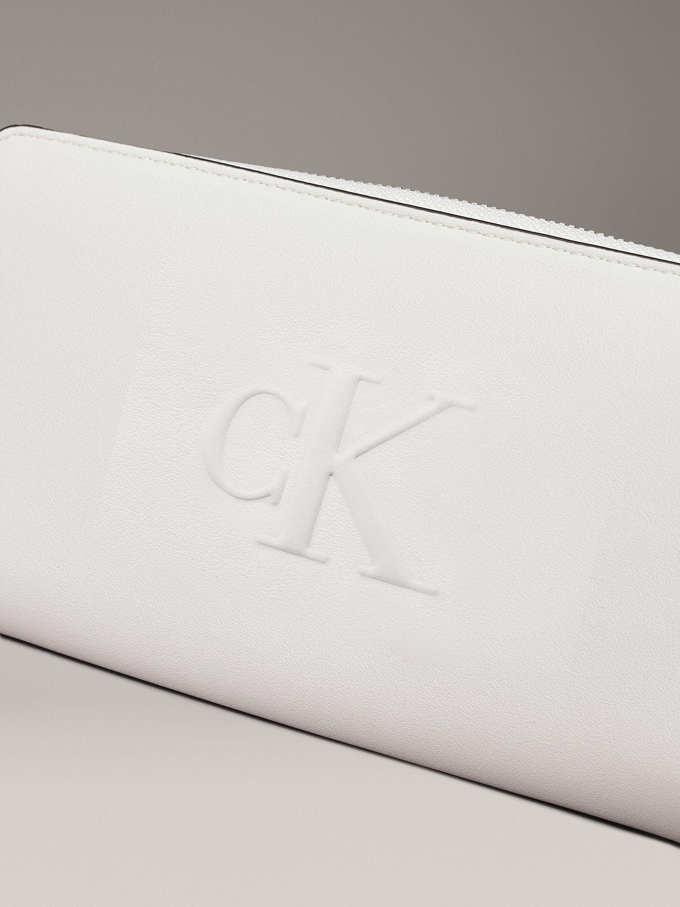 Billetera Sculpted Deboss Blanco Calvin Klein-3