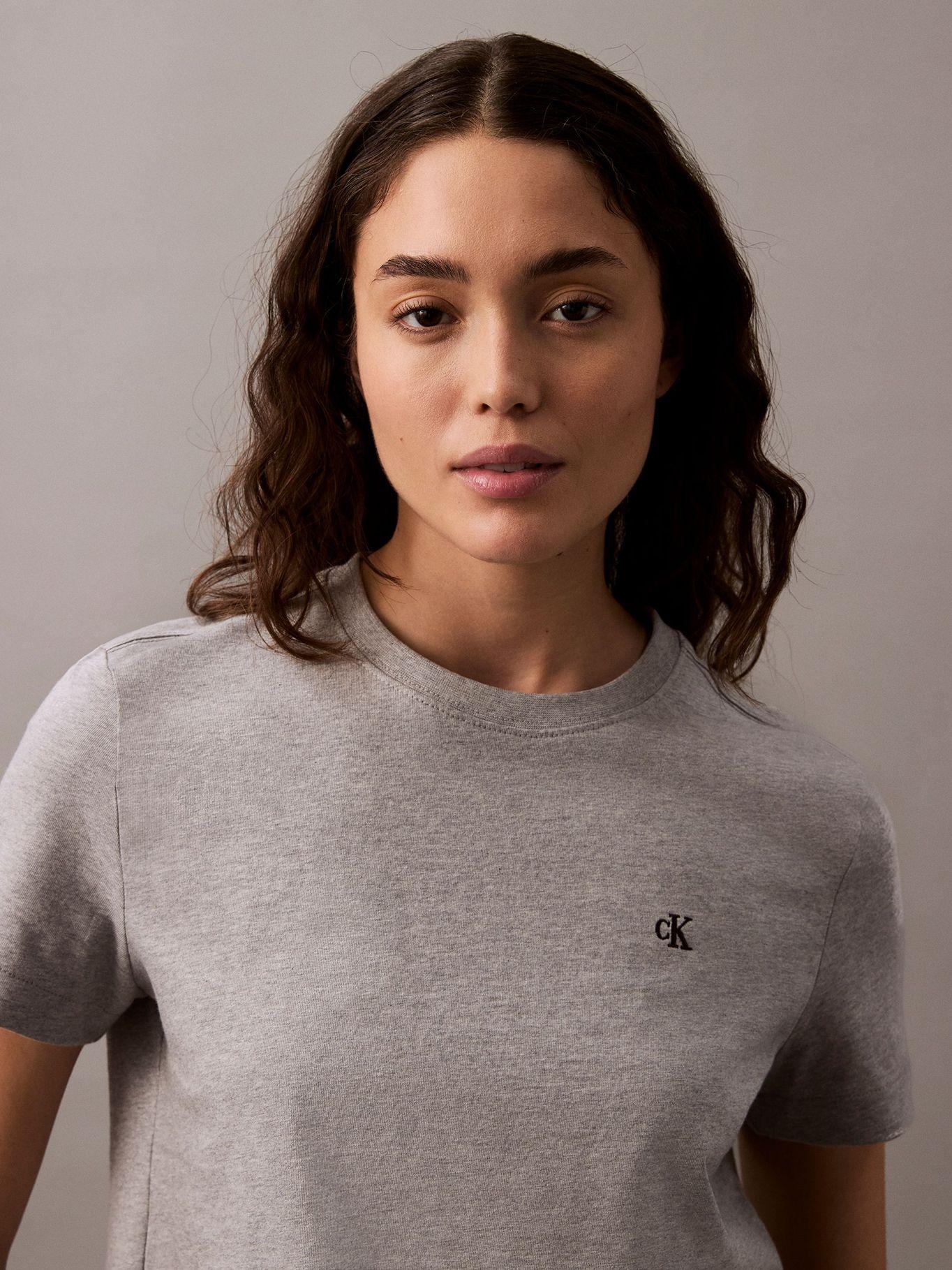Polerón Archive- Logo Gris Calvin Klein-5