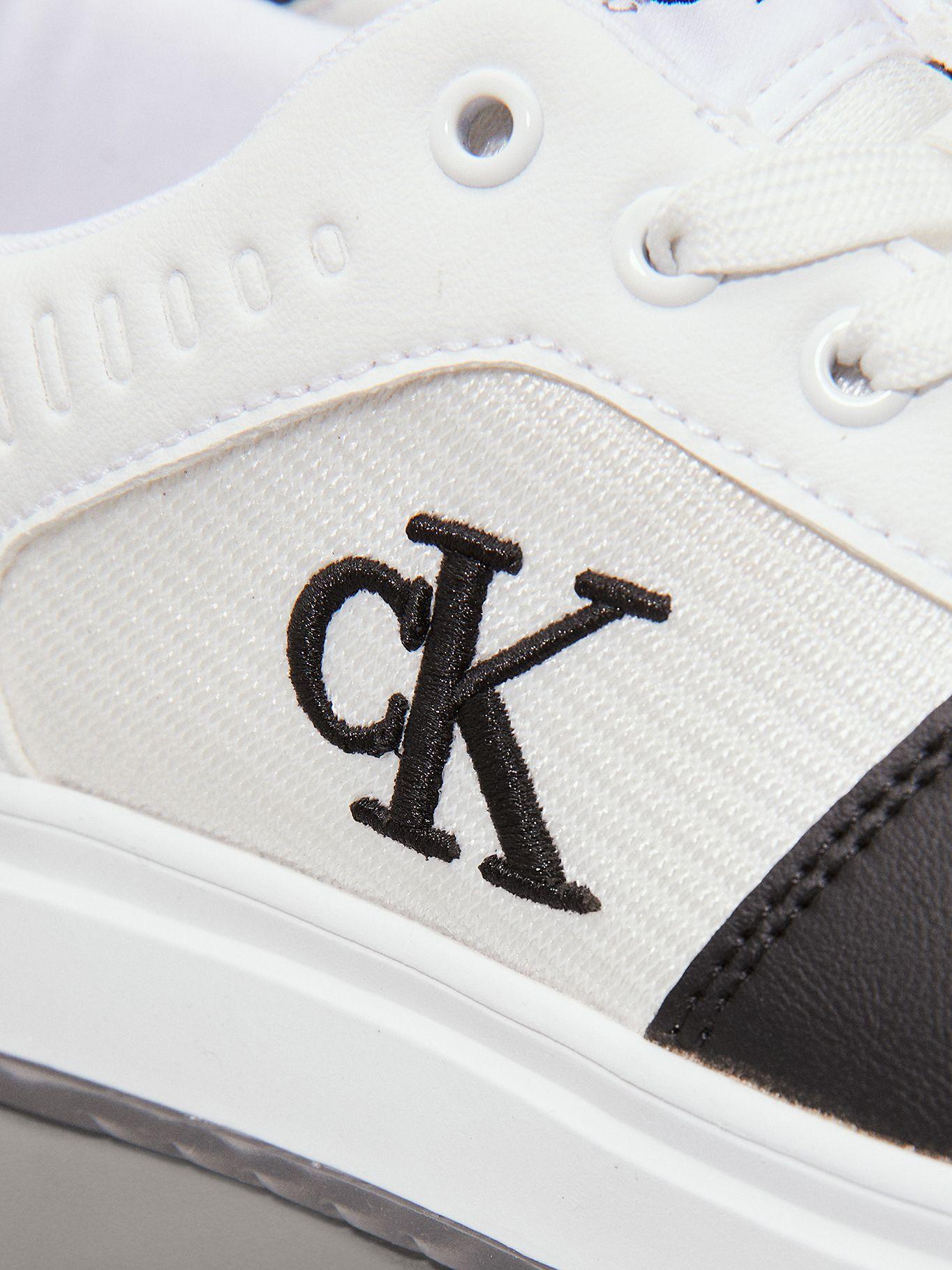 Zapatillas Niño con Monogram Negro Calvin Klein-6