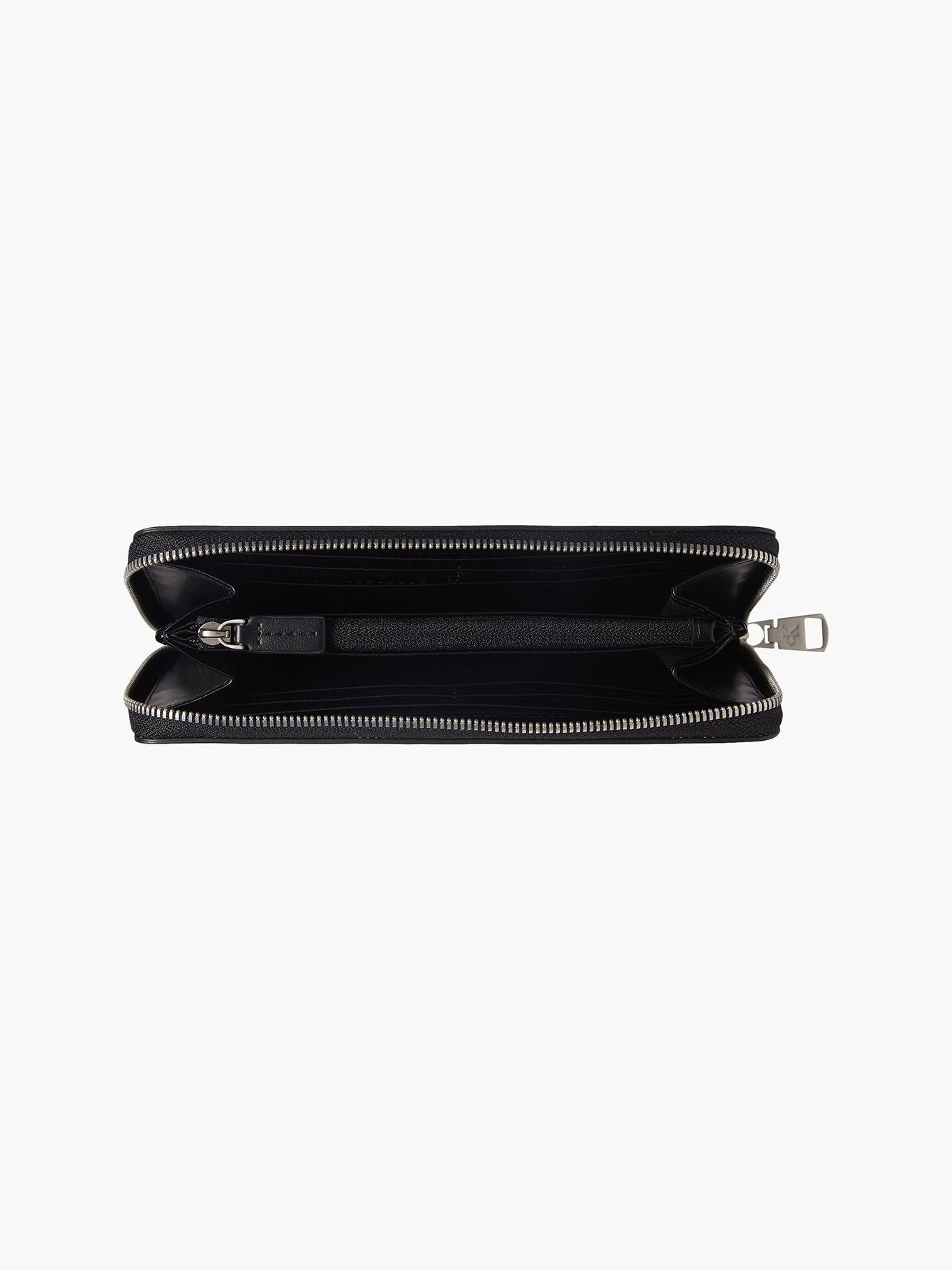 Cartera Sculpted Zip Around Negro Calvin Klein-1