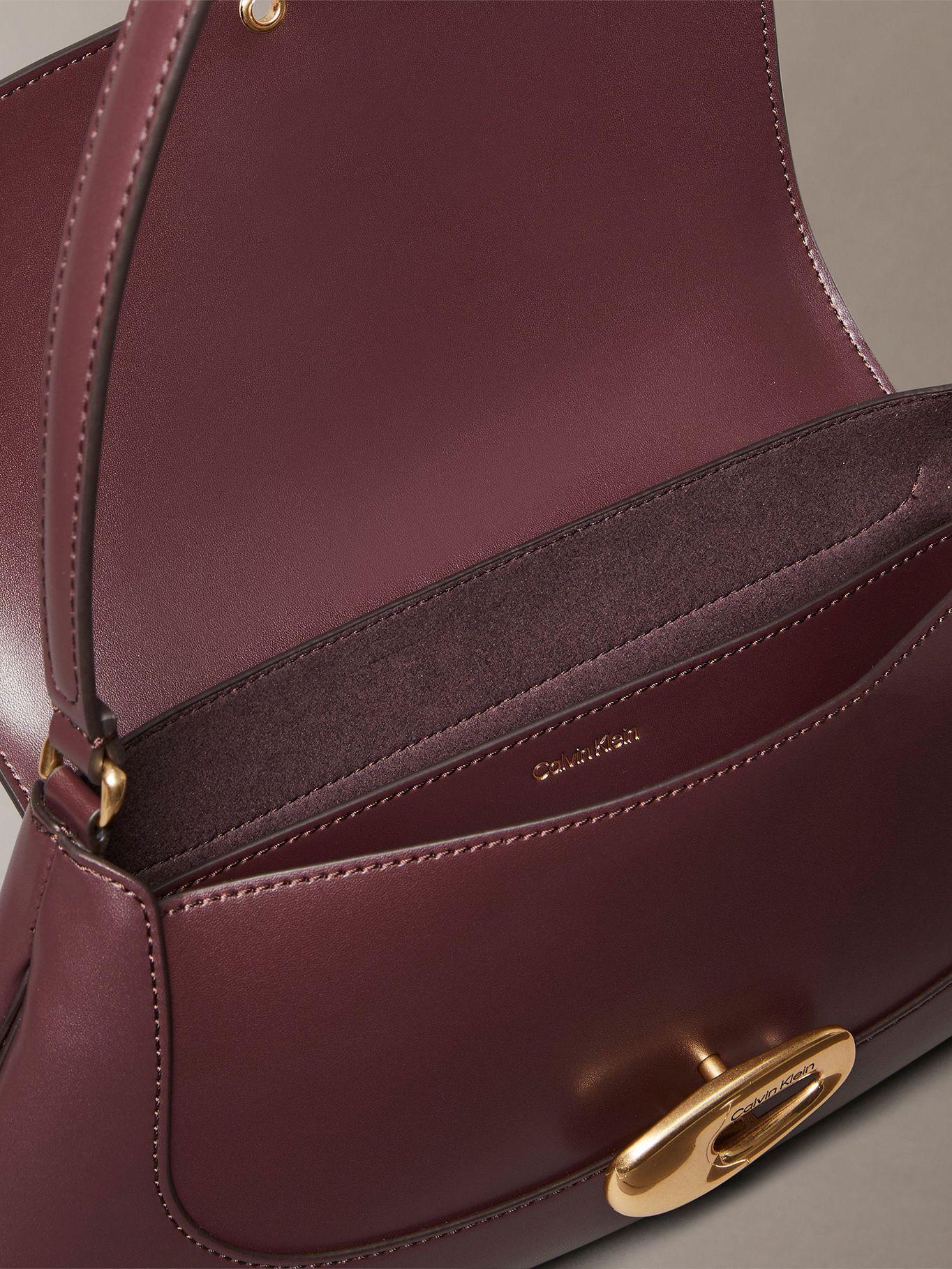 Cartera Con Solapa Superior Marrón Calvin Klein-3