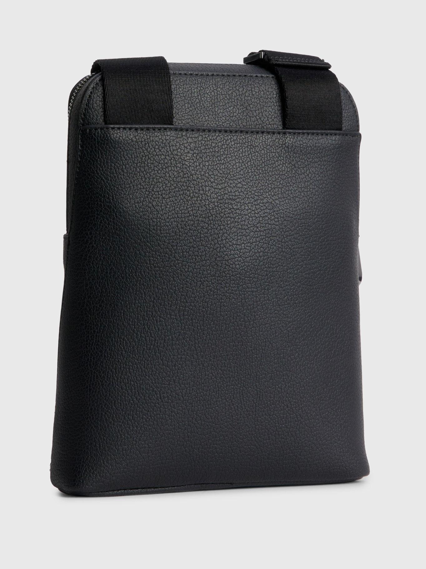 Bandolera Plana Reciclada Negro Calvin Klein-1