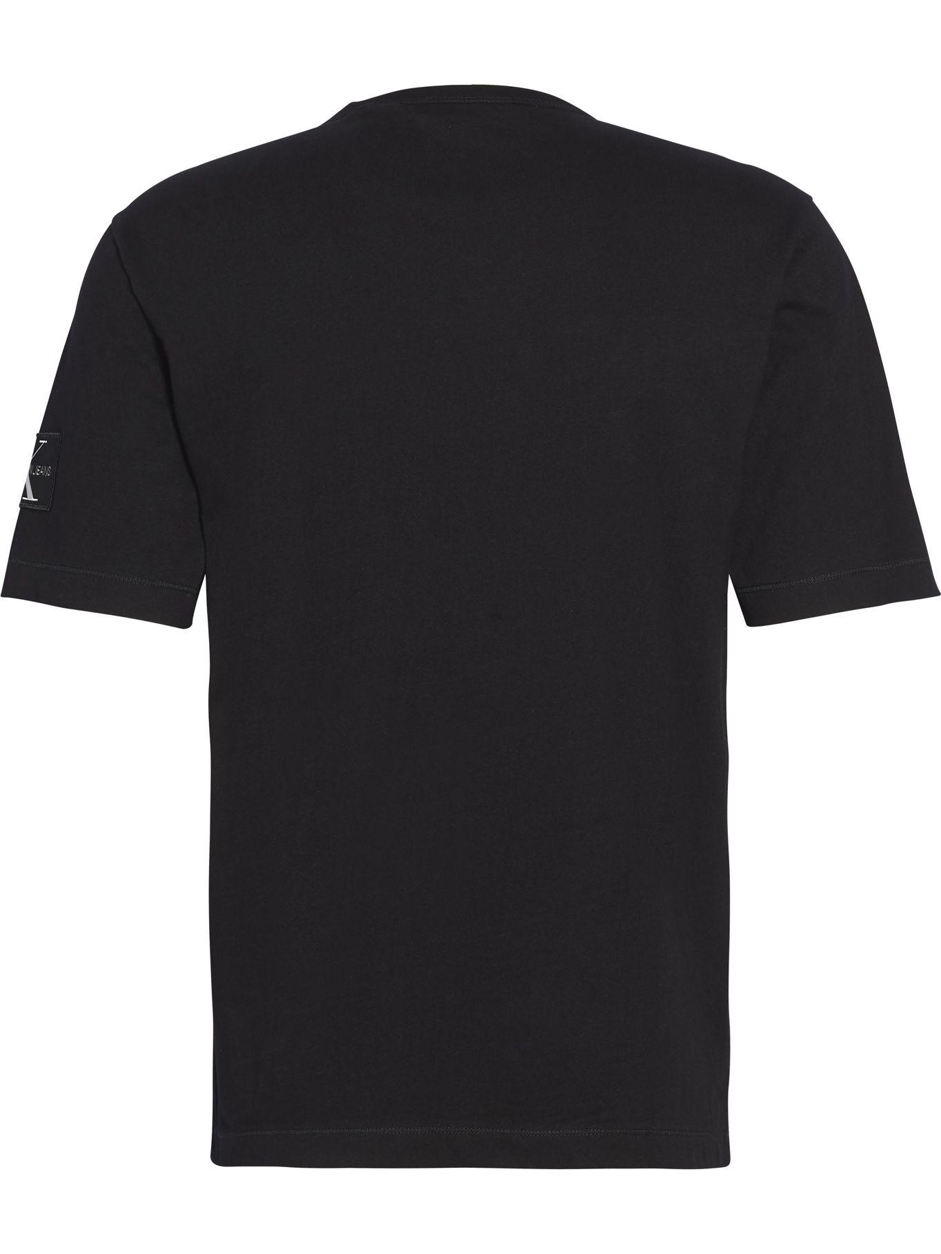 Polera Monogram Badge Negro BAE Calvin Klein-1