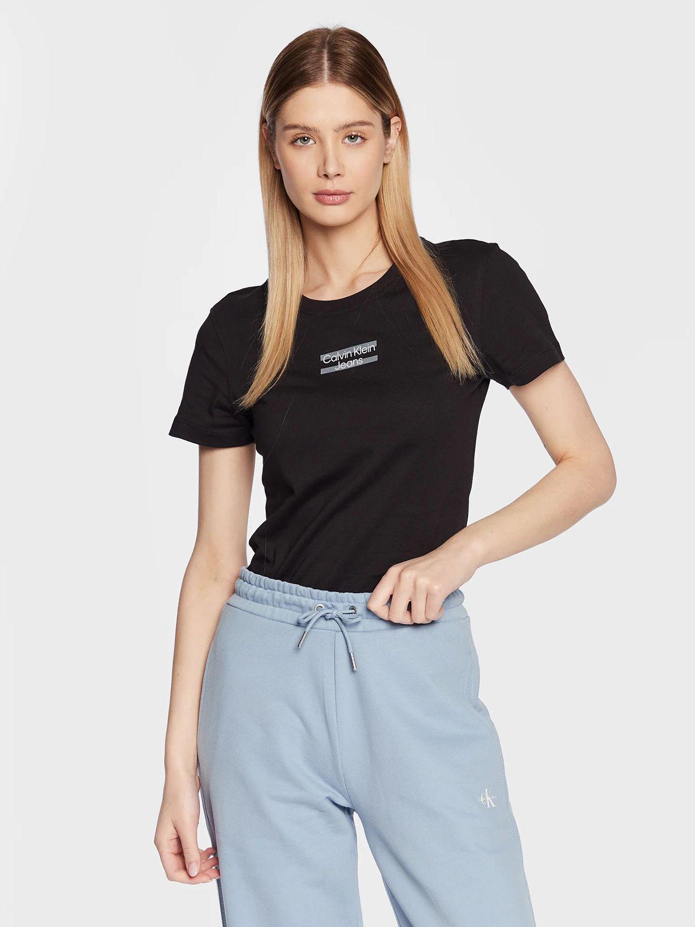 Camiseta con logo Negro Calvin Klein J20J220720-BEH-0