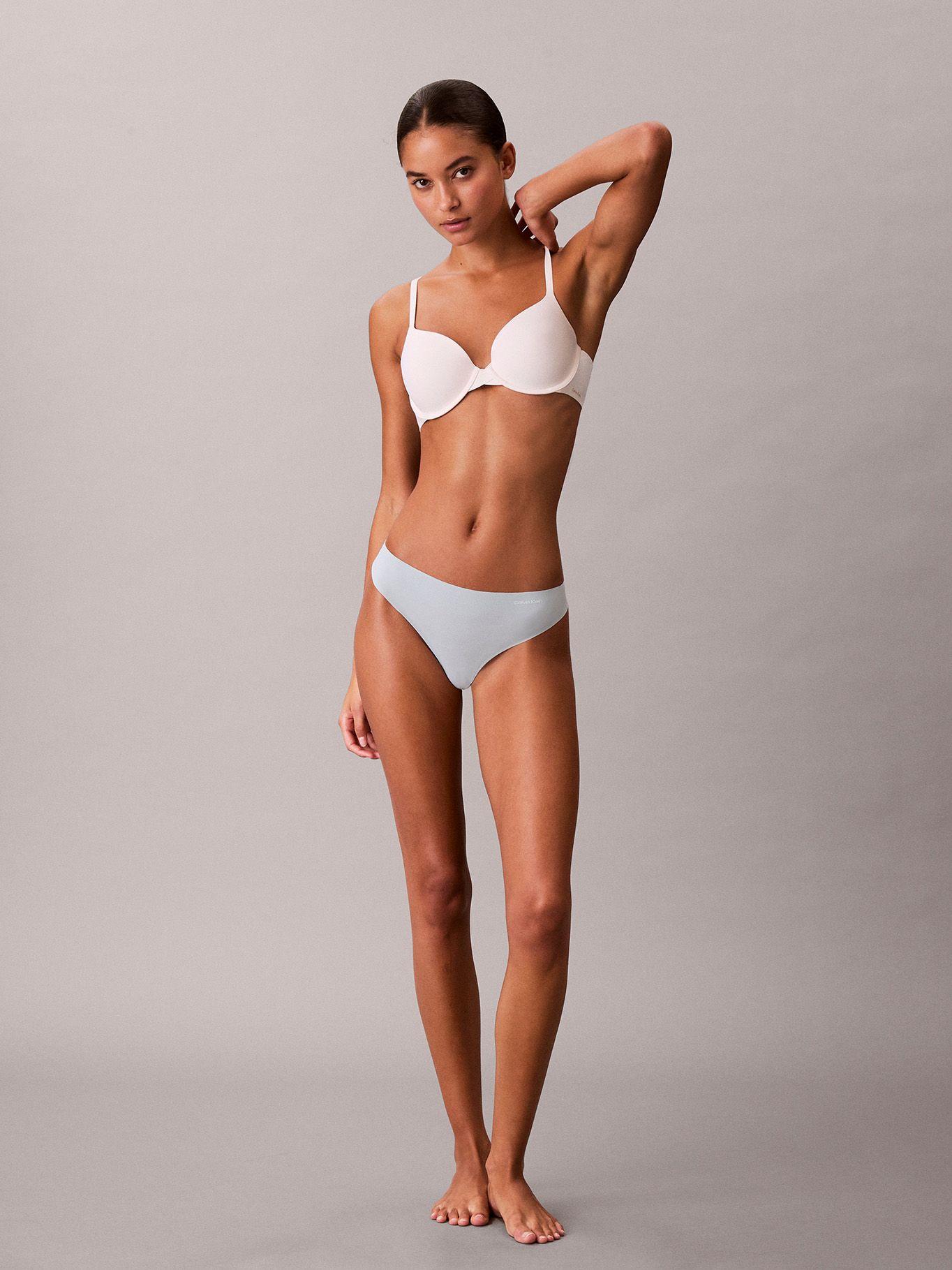 Colaless Invisible Celeste Calvin Klein-1