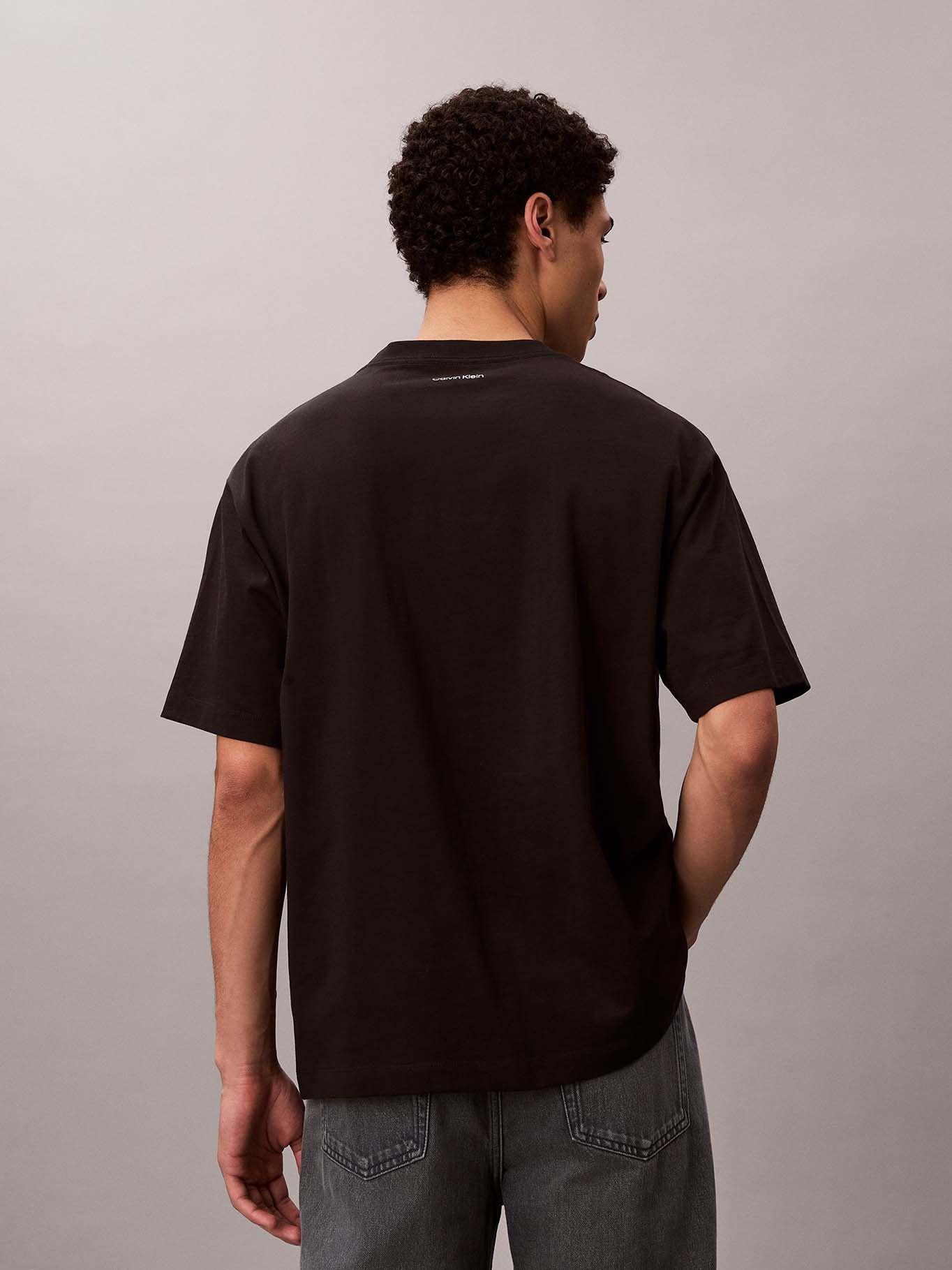 Polera con Gráfico de Logo Negro Calvin Klein-2