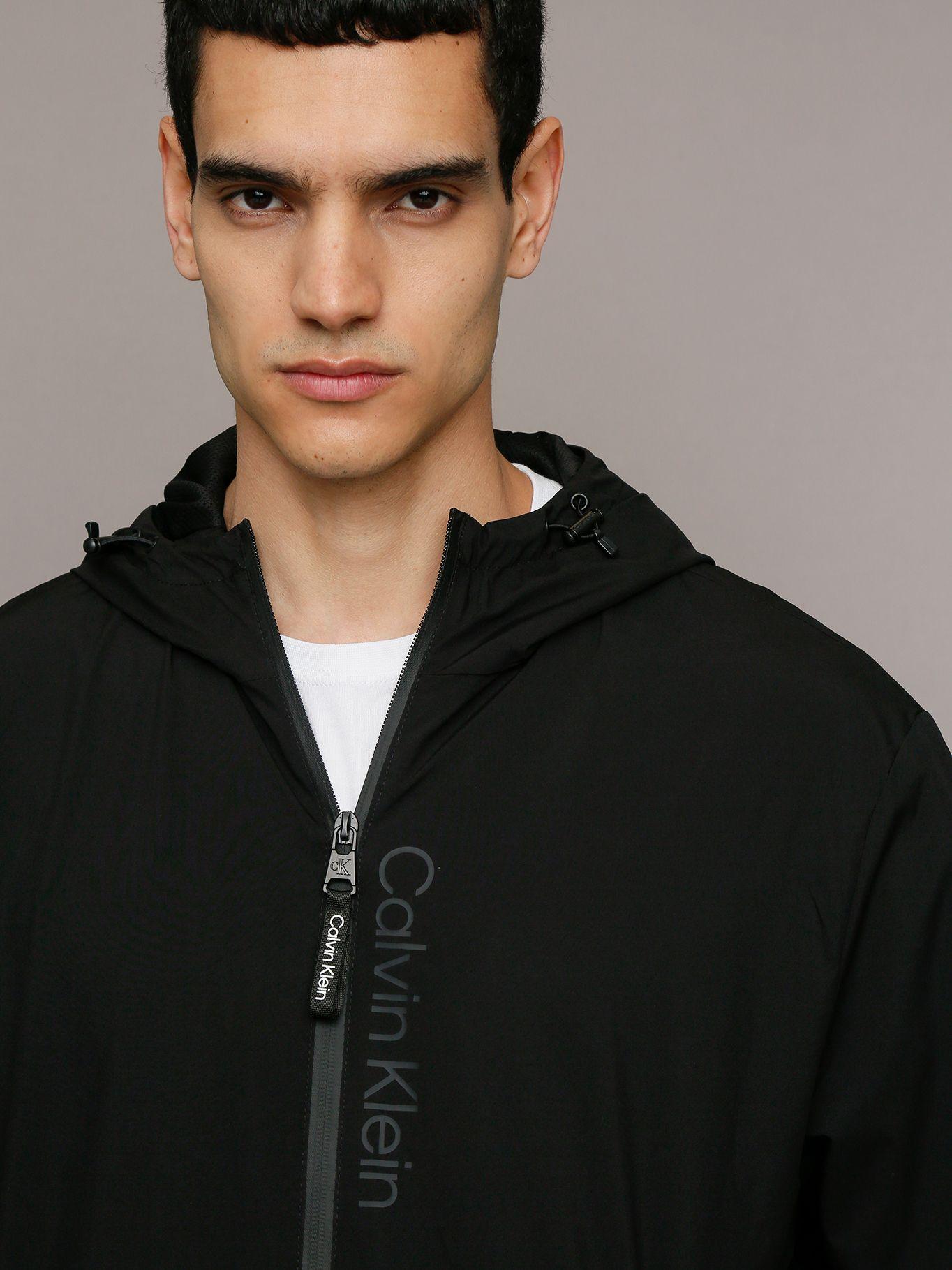 Cortaviento Stretch Negro Calvin Klein-4
