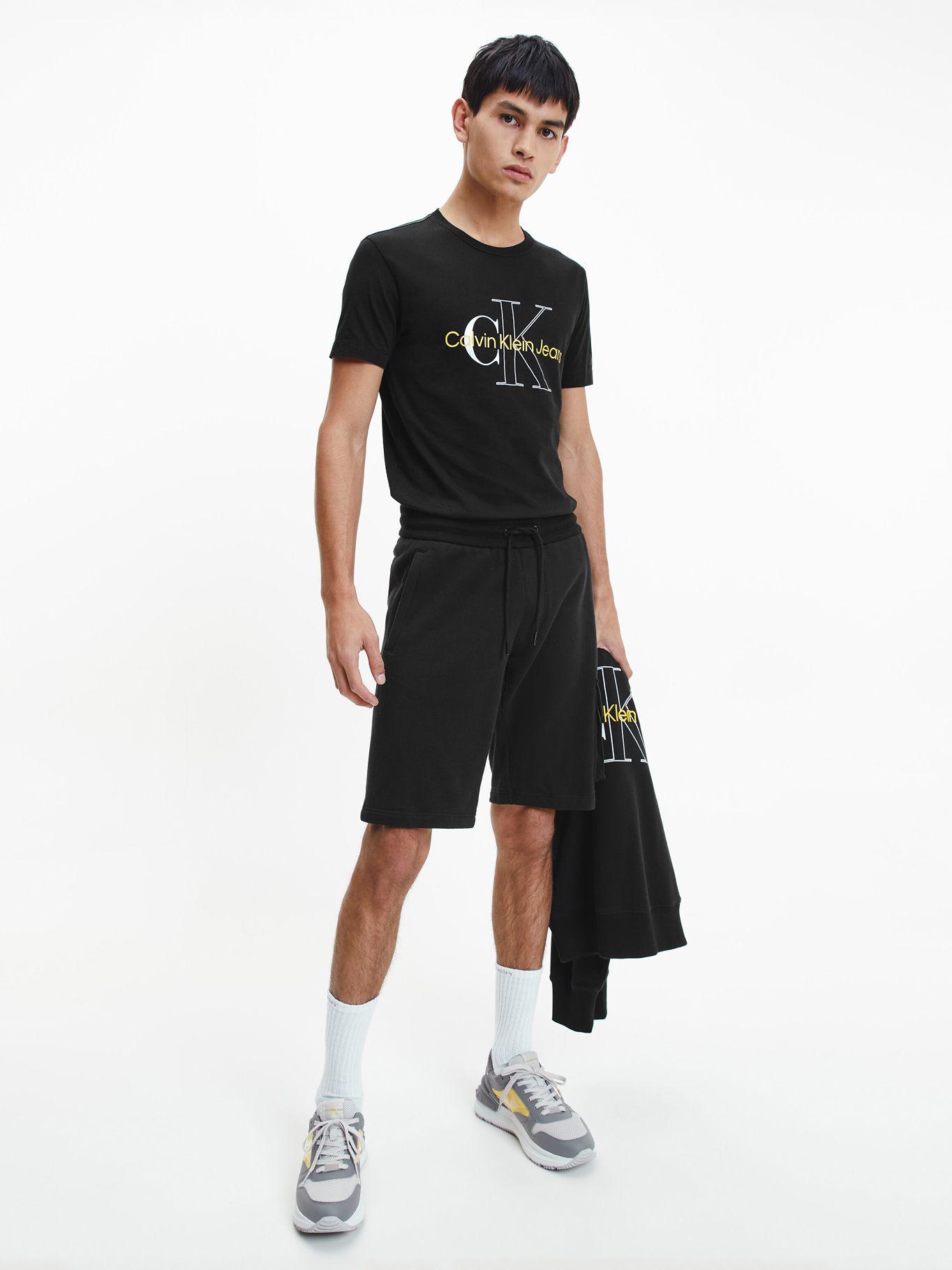 Polera Two Tone Monogram Negro BEH Calvin Klein-1