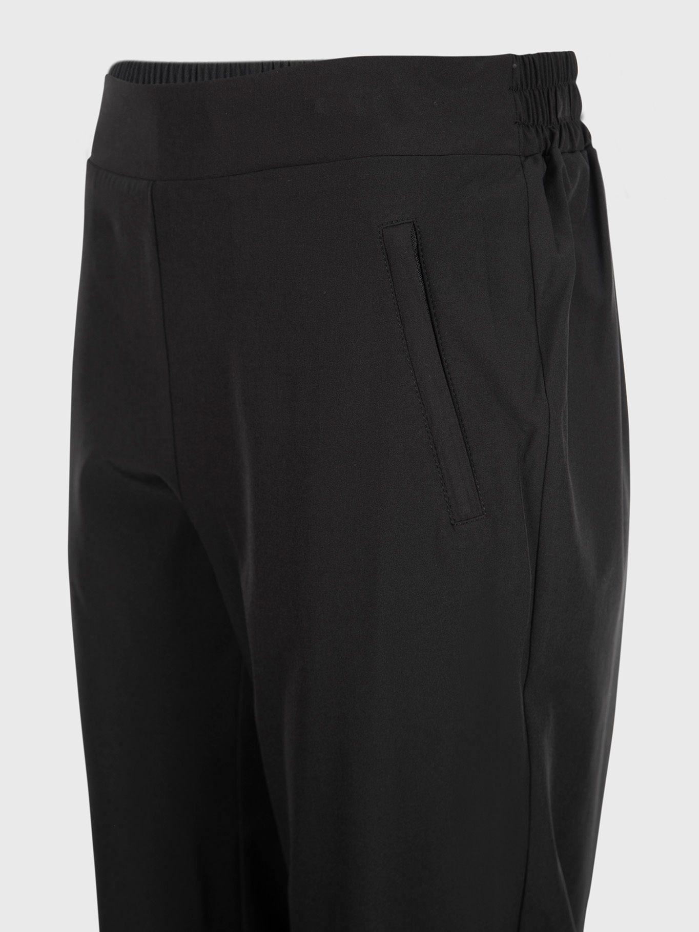 Pantalón Modern Essentials Negro Calvin Klein-2