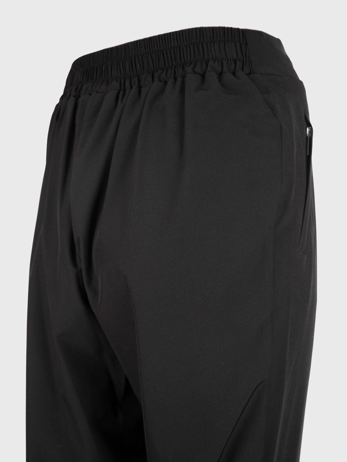 Pantalón Modern Essentials Negro Calvin Klein-3