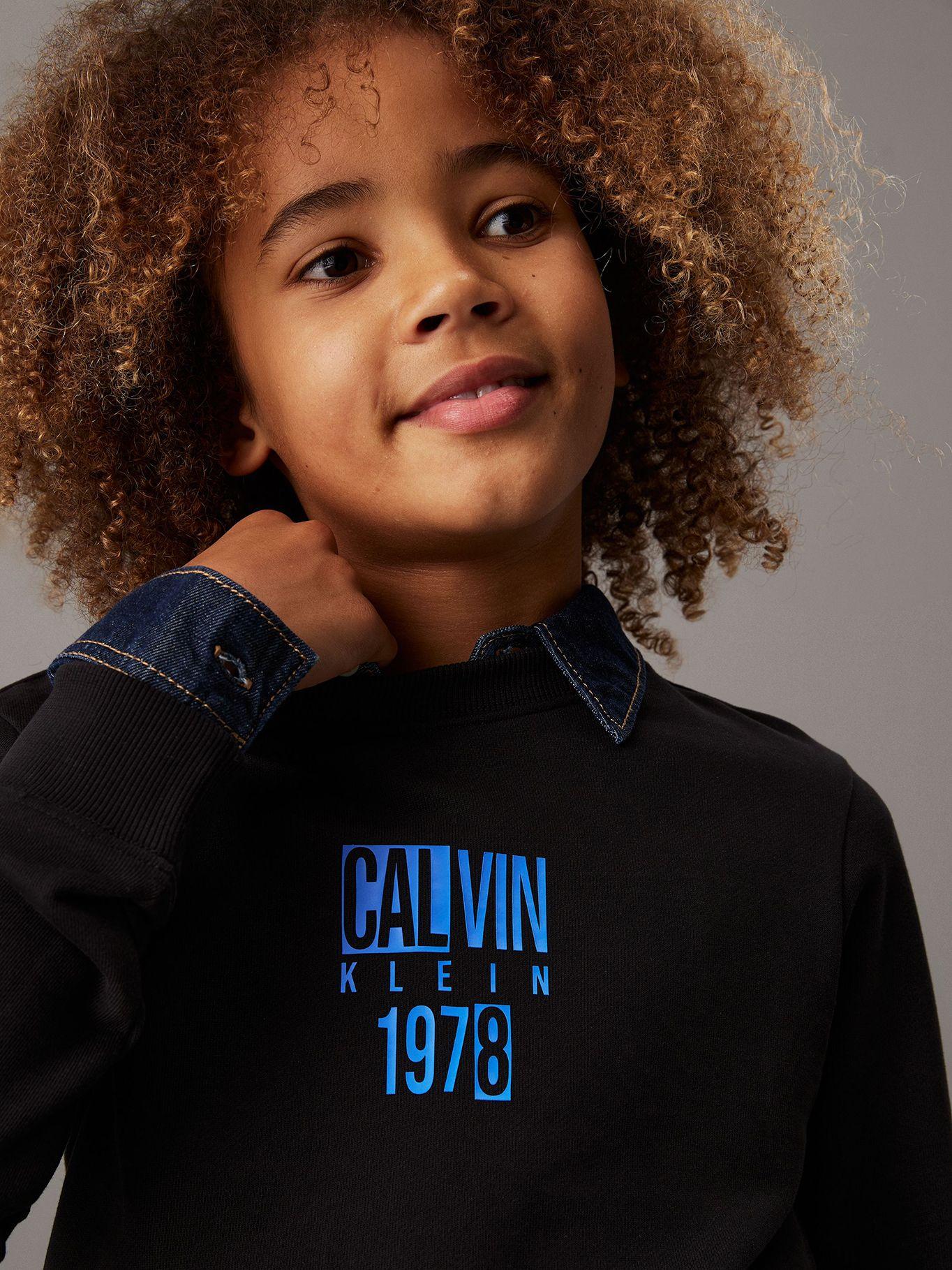 Polerón Niño Good Level Graphic Negro Calvin Klein-3