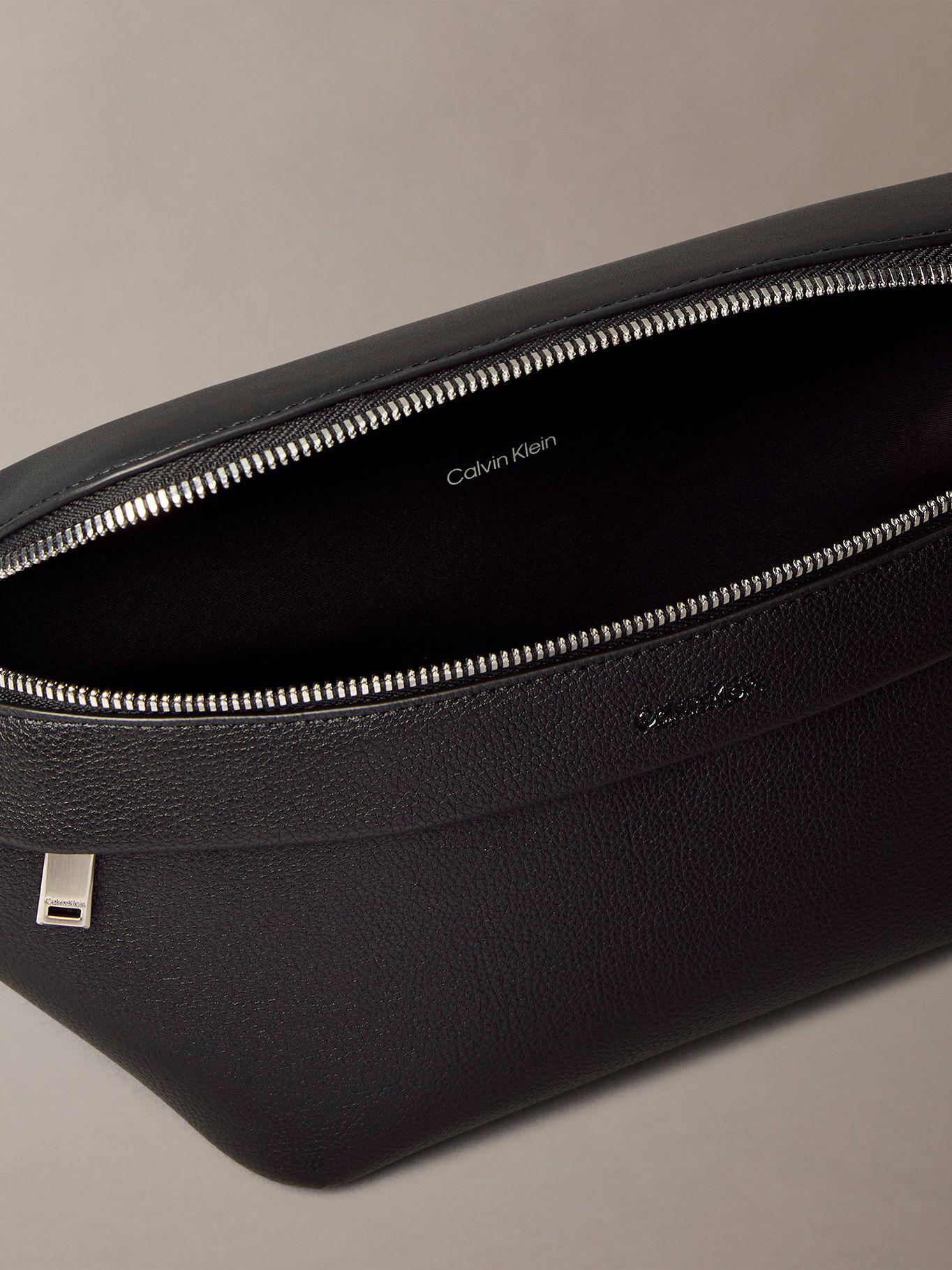 Banano Micro Pebble Negro Calvin Klein-2