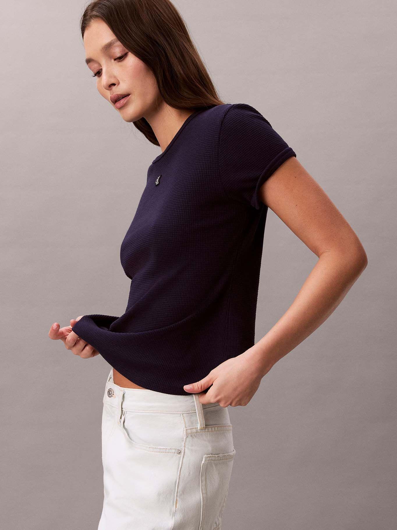 Polera Slim Tejido Waffle Monograma Azul Calvin Klein-3