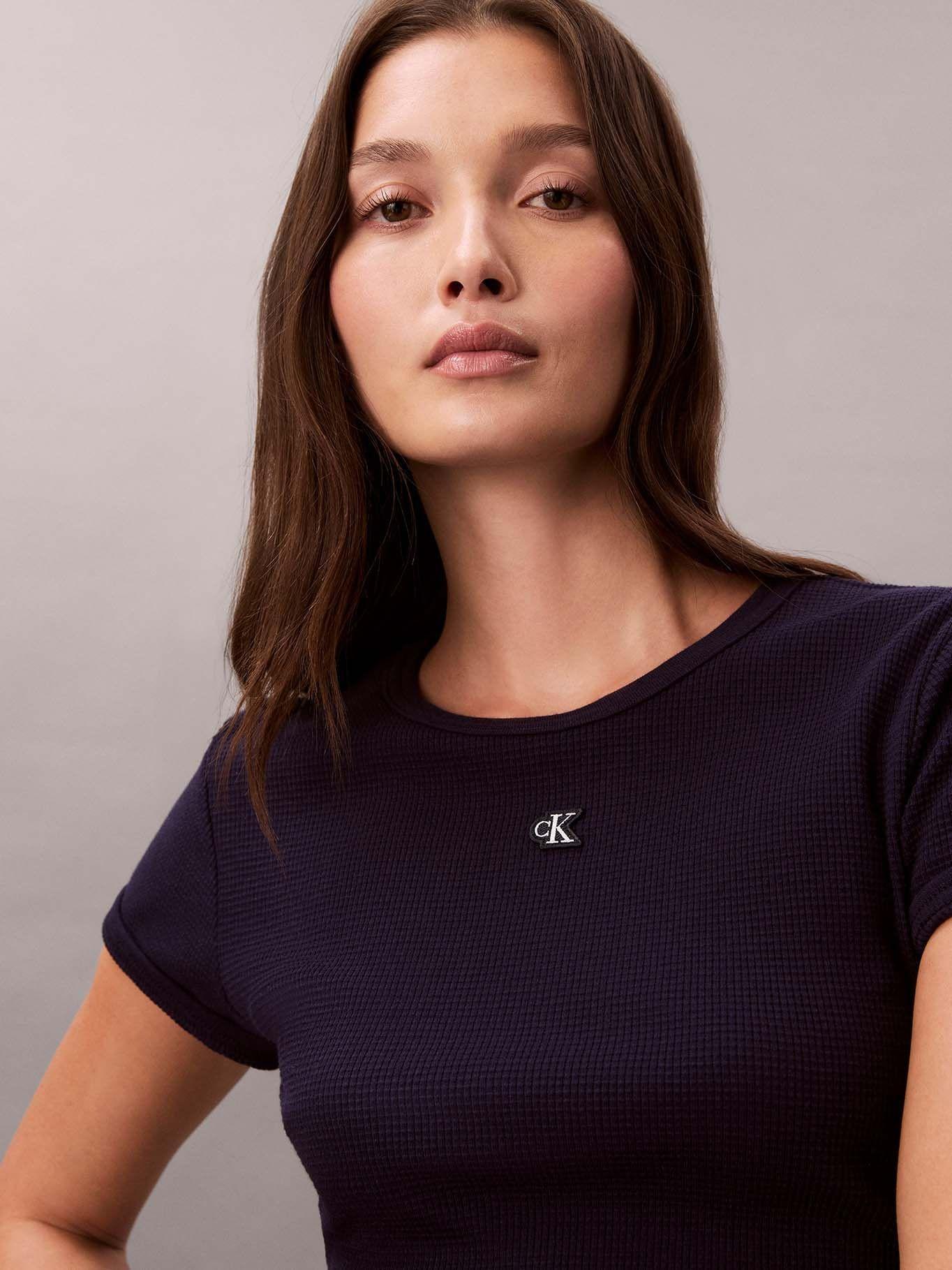 Polera Slim Tejido Waffle Monograma Azul Calvin Klein-4