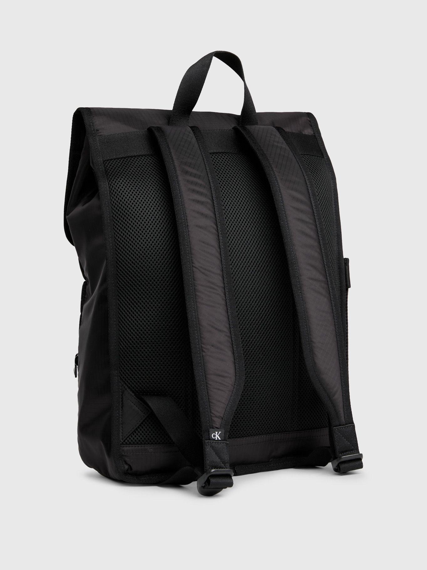 Mochila Sport Essentials Negro Calvin Klein-1