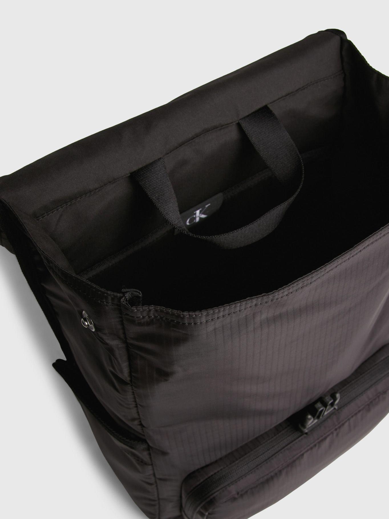 Mochila Sport Essentials Negro Calvin Klein-3