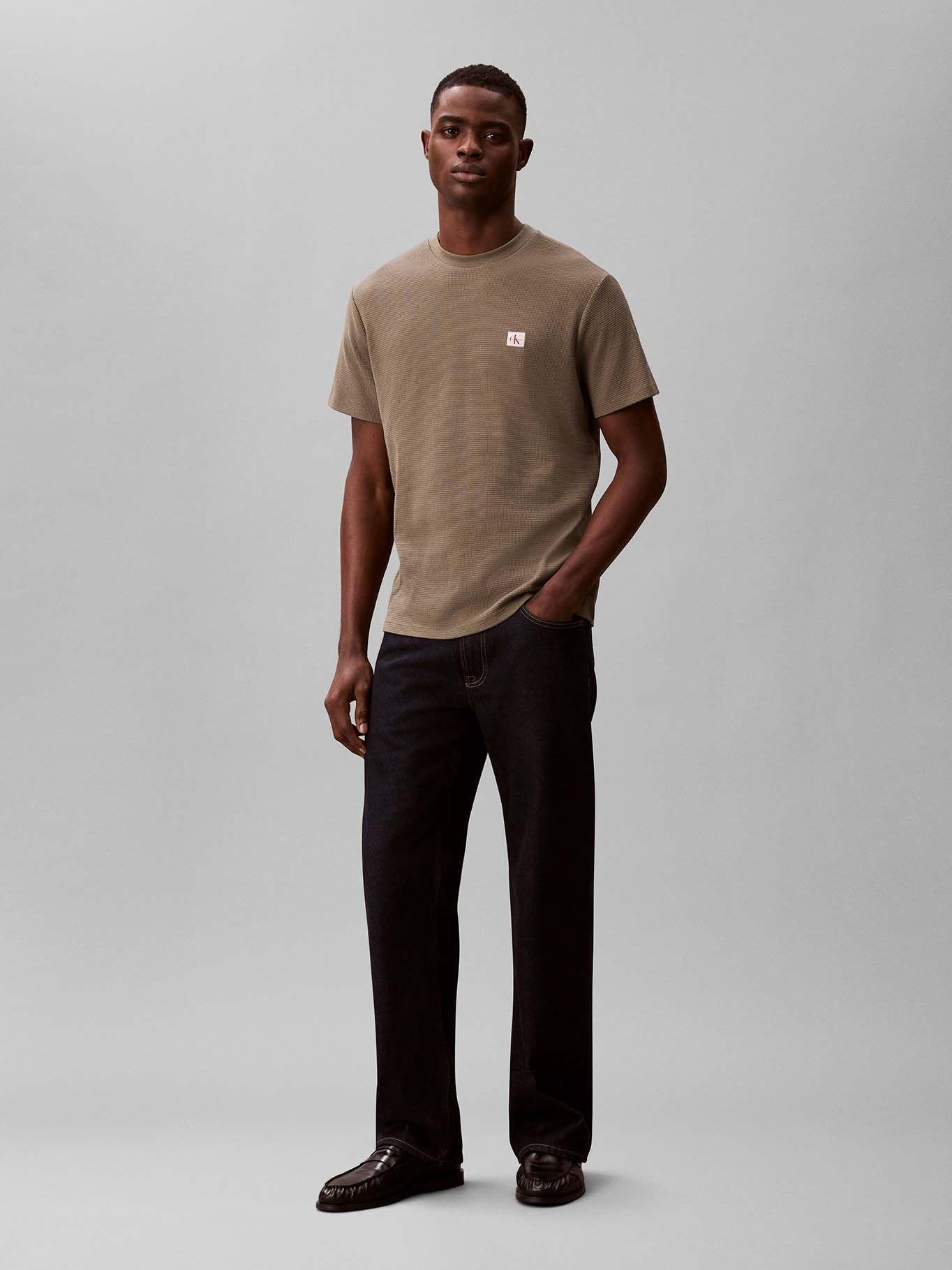 Polera en Tejido Waffle con Etiqueta Beige Calvin Klein-1