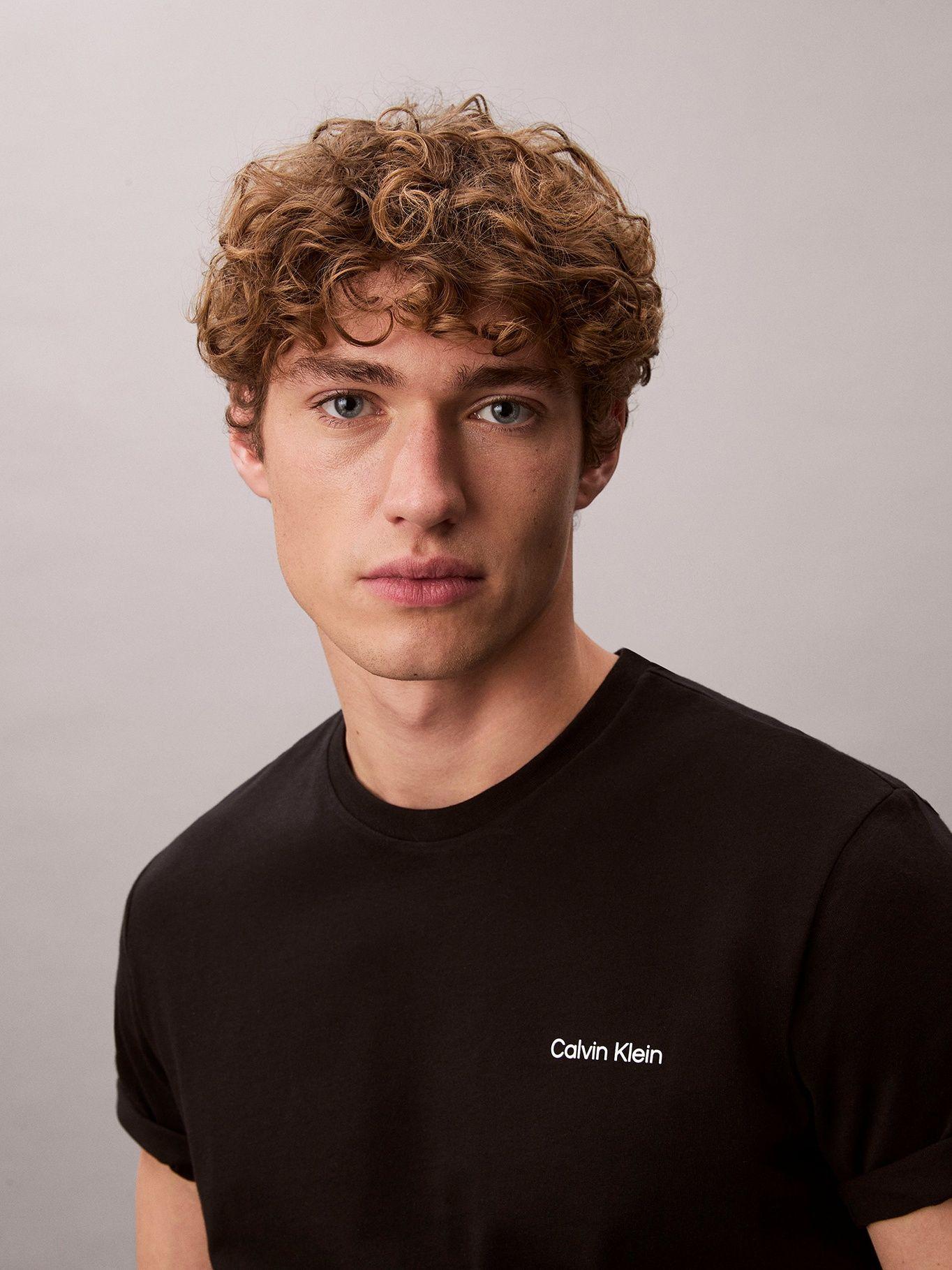 Polera con Micro Logo Negro Calvin Klein-5