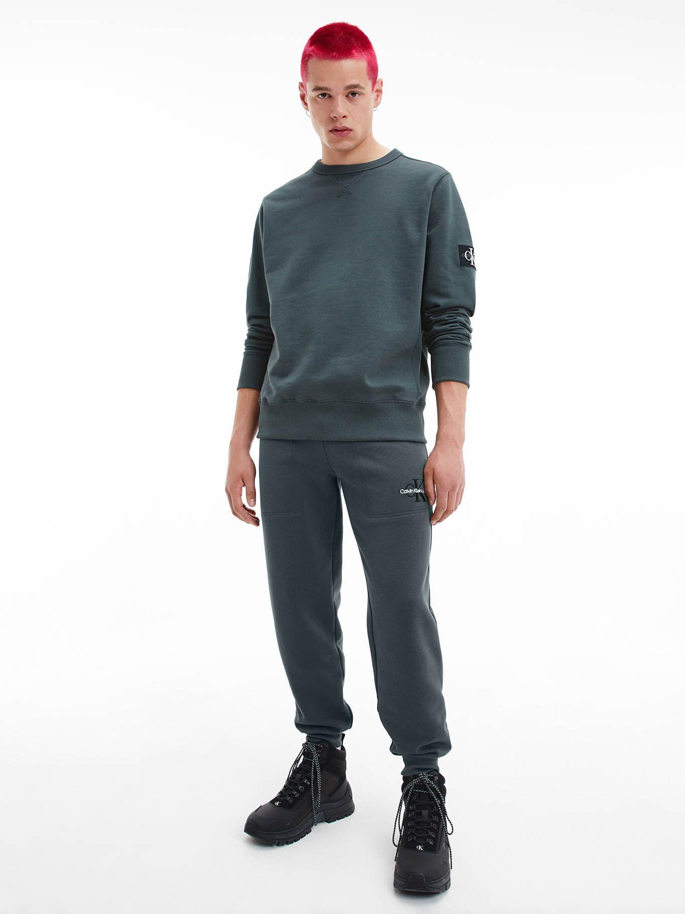 Sudadera con insignia de monograma Verde Calvin Klein J30J314035-L7E-1