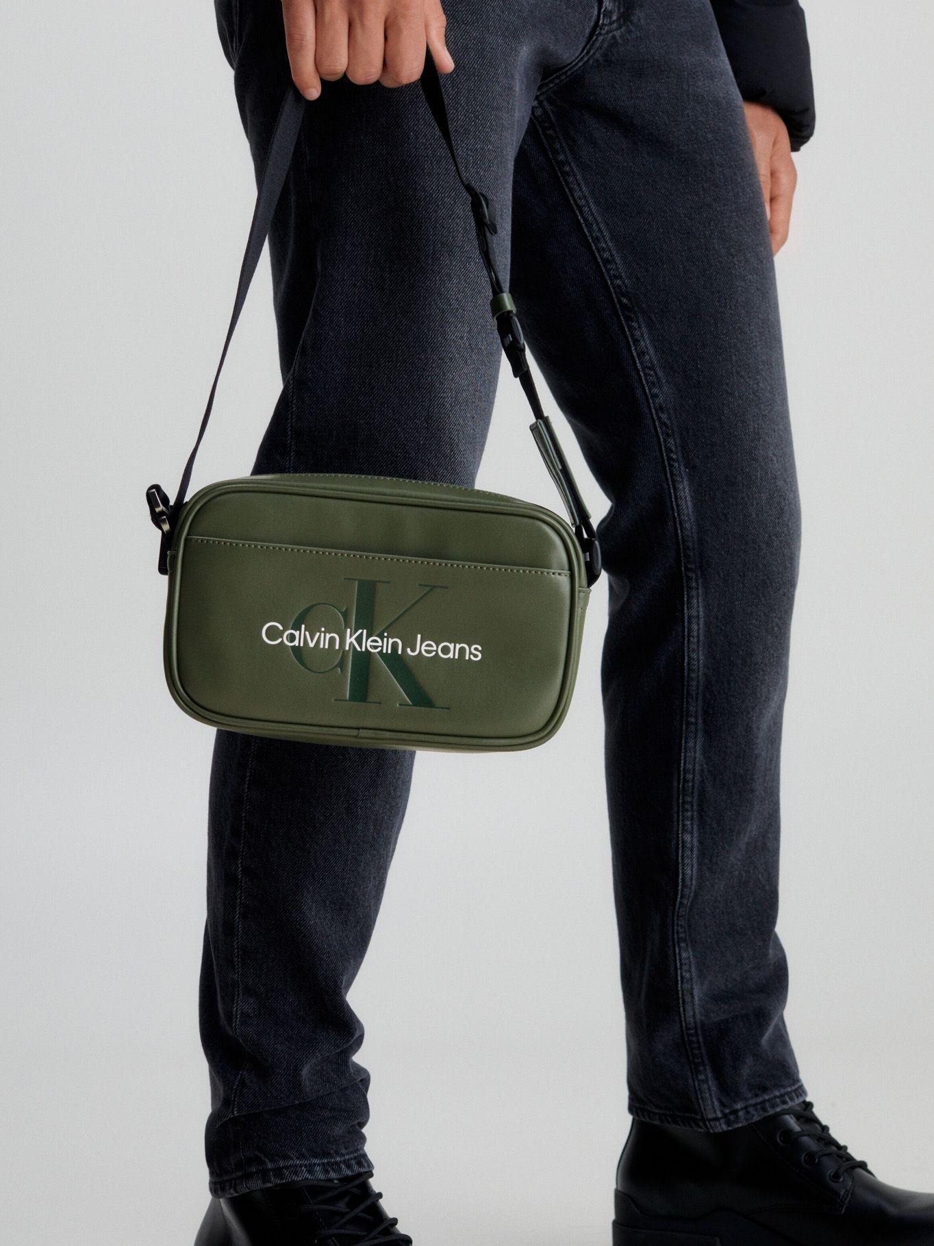 Bandolera Monogram Soft Camera Verde-4